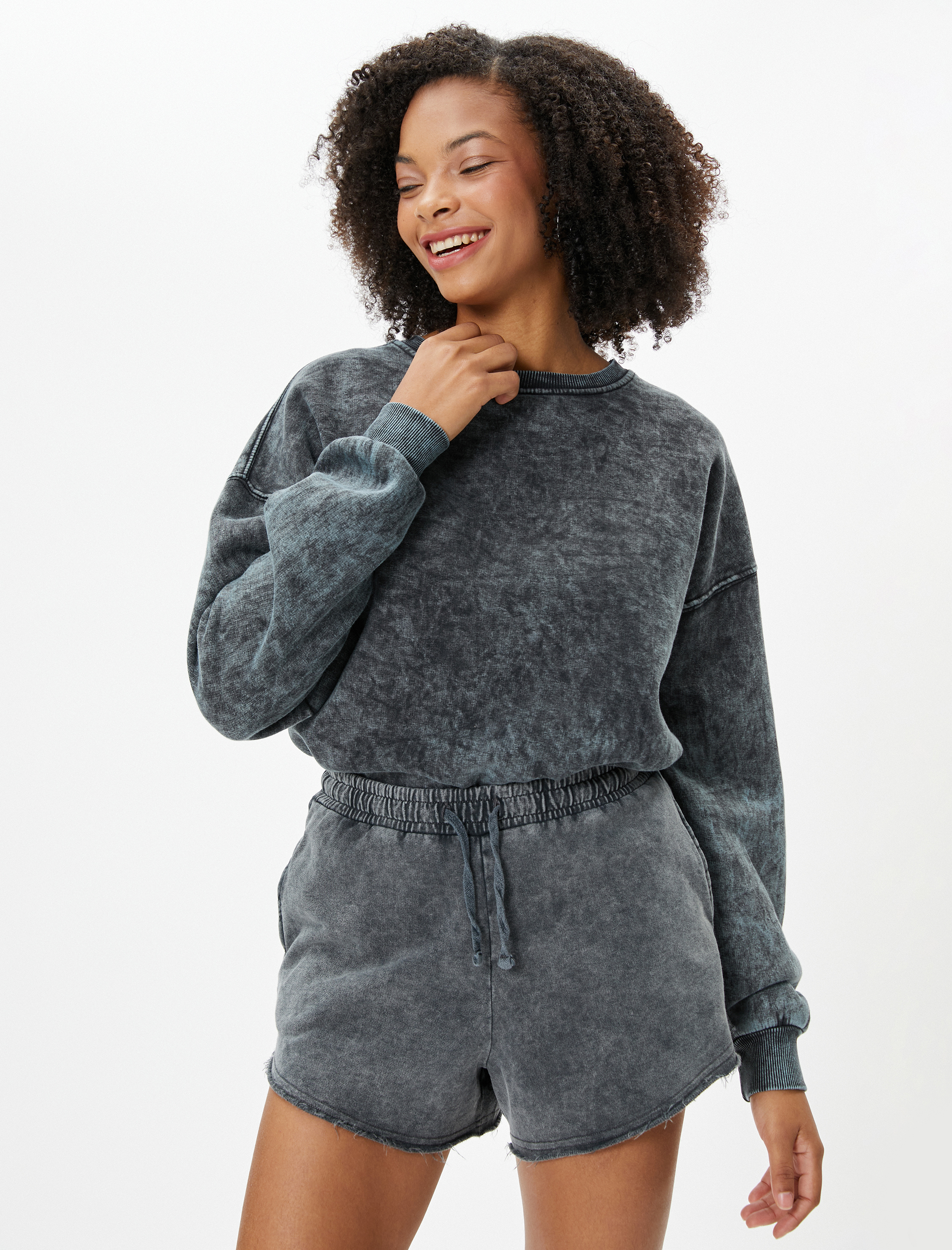   Soluk Efektli Mini Şort Beli Bağlamalı Pamuklu Cepli