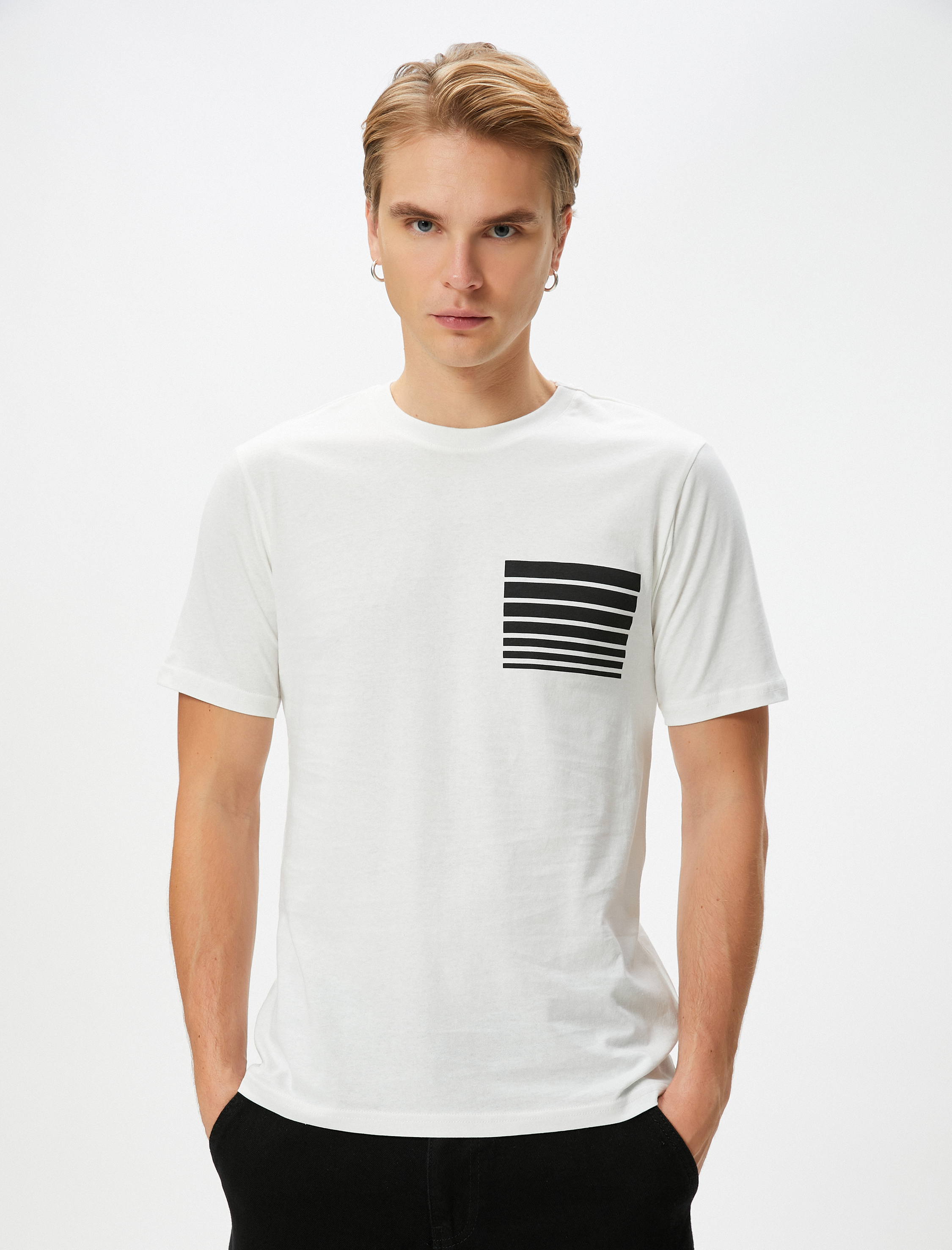   Çizgi Baskılı Tişört Bisiklet Yaka Slim Fit Kısa Kollu Pamuklu