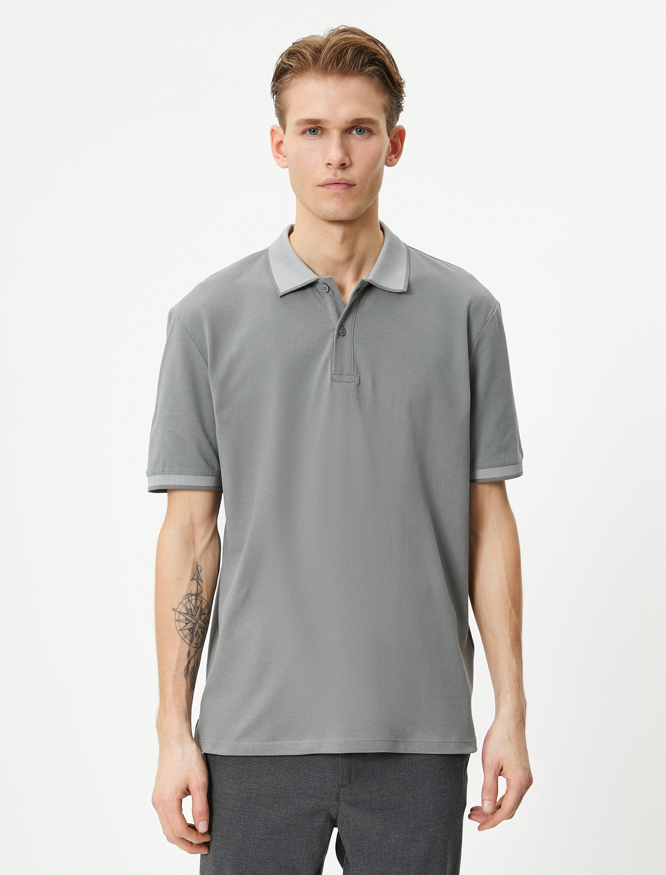 Polo Yaka Tişört Slim Fit Kısa Kollu Yaka Detaylı