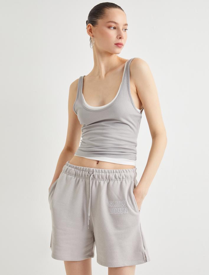  Şort Beli Bağlamalı Cepli İşleme Detaylı Pamuk Karışımlı