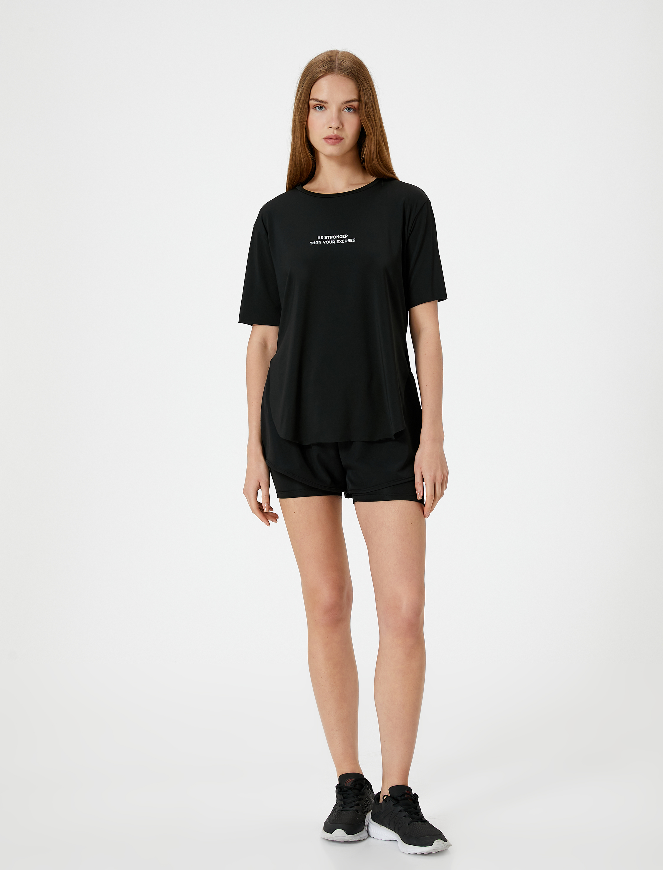   Rahat Kalıp Spor Tişört Kısa Kollu Bisiklet Yaka Baskı Detaylı