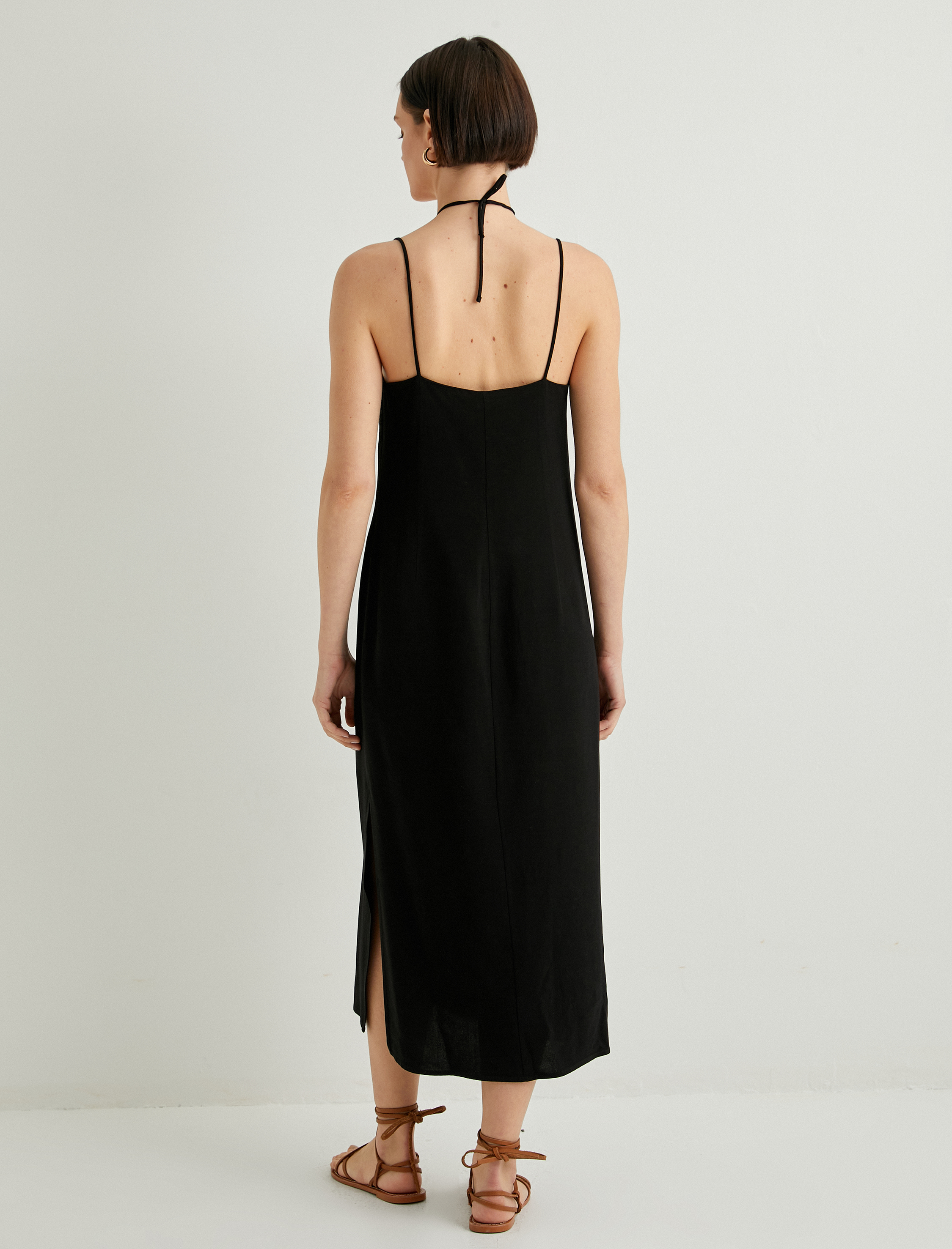 Keten Karışımlı Elbise Midi Boy Askılı Boncuk Detaylı Slim Fit