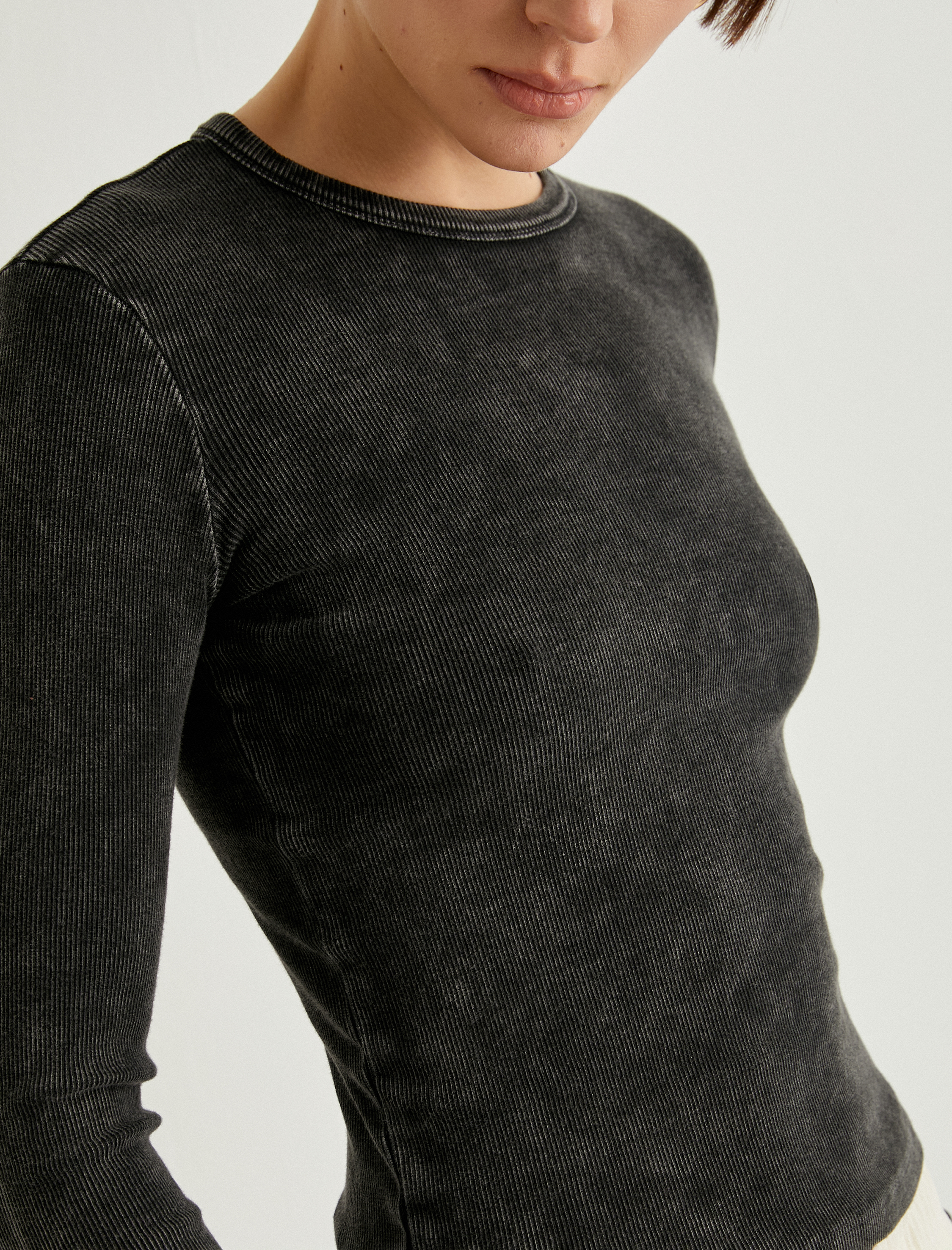   Uzun Kollu Tişört Bisiklet Yaka Fitilli Soluk Efektili Pamuklu