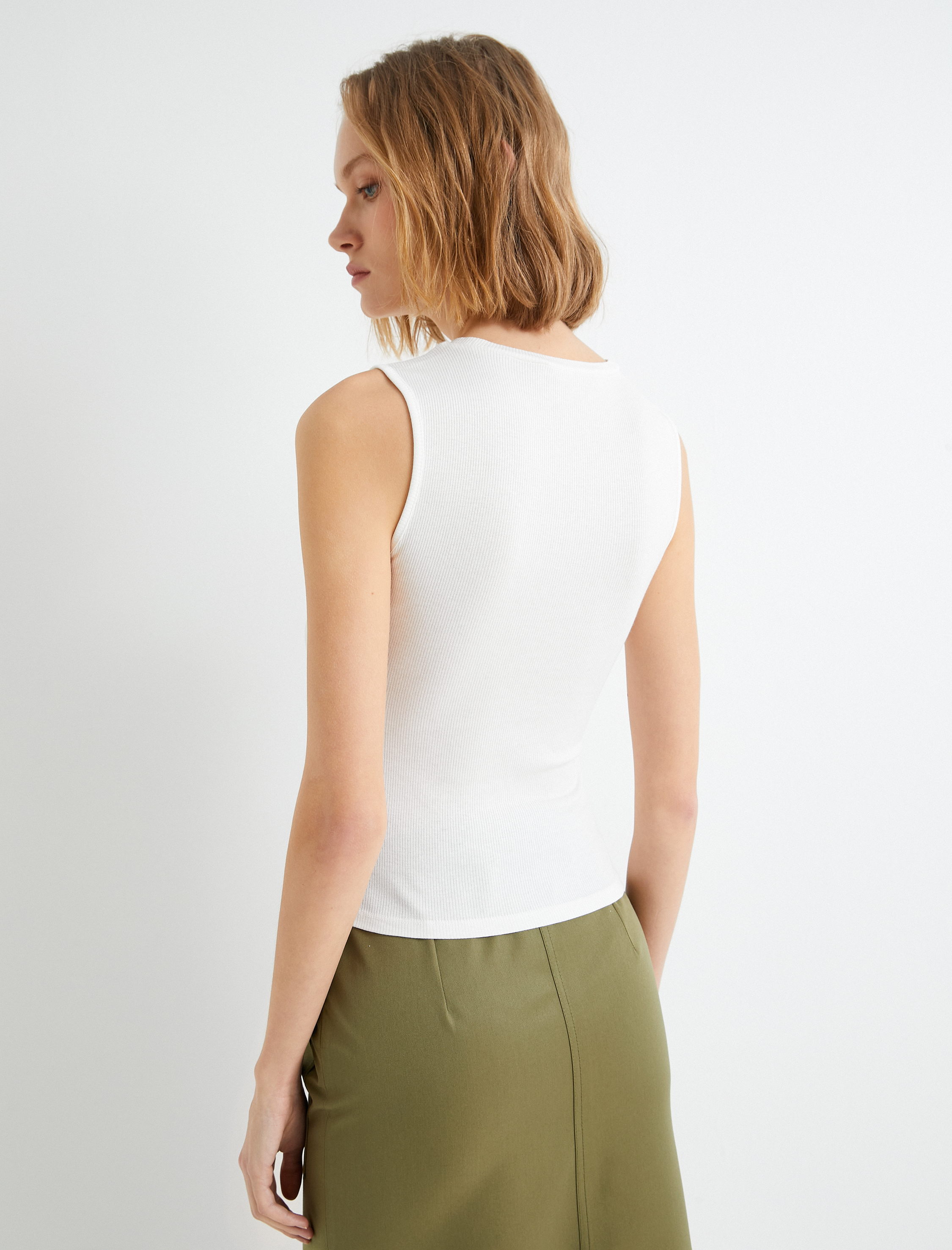   Crop Fitilli Atlet Halter Yaka