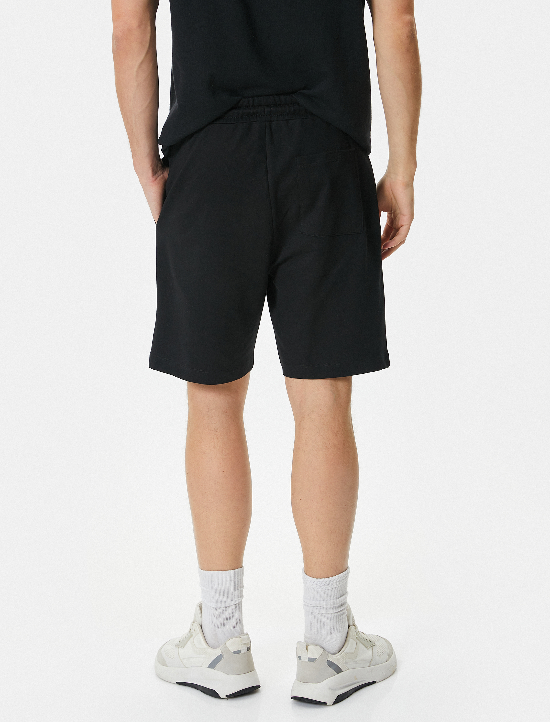 Bermuda Şort Beli Bağcıklı Etiket Baskılı Cepli