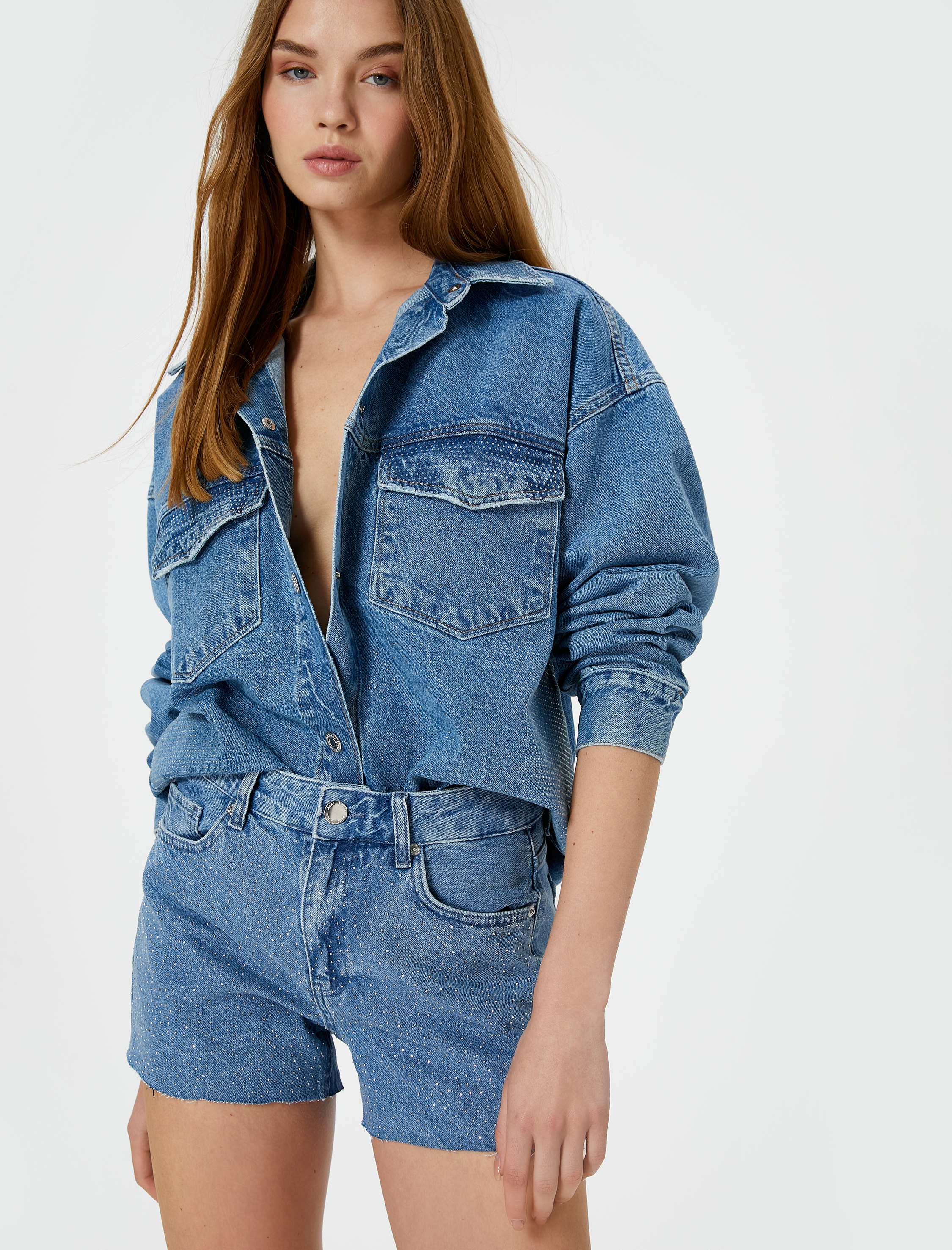   Mini Taşlı Kot Şort Cepli