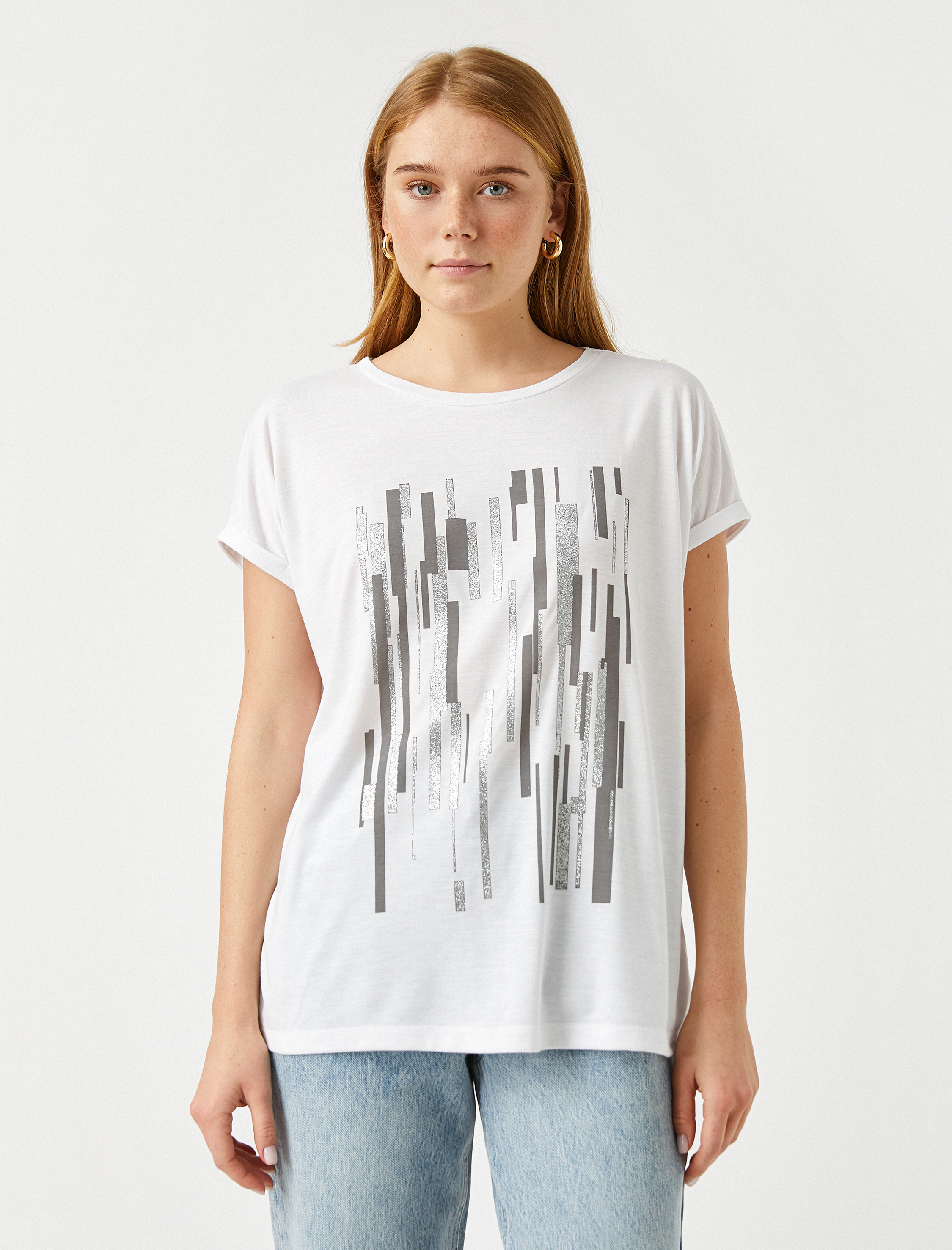   Bisiklet Yaka Kısa Kollu Baskılı Tişört