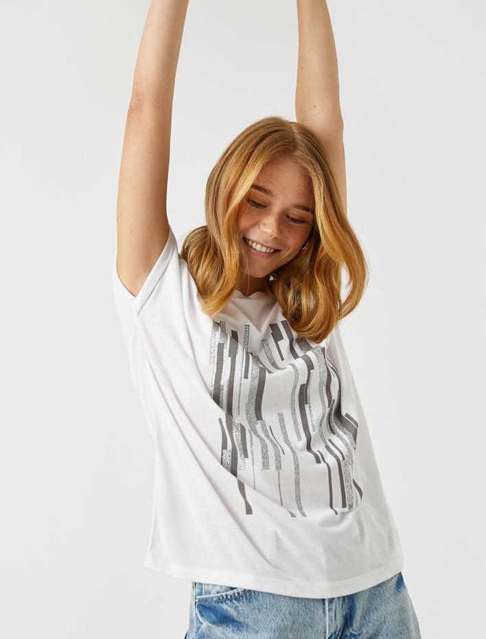  Bisiklet Yaka Kısa Kollu Baskılı Tişört