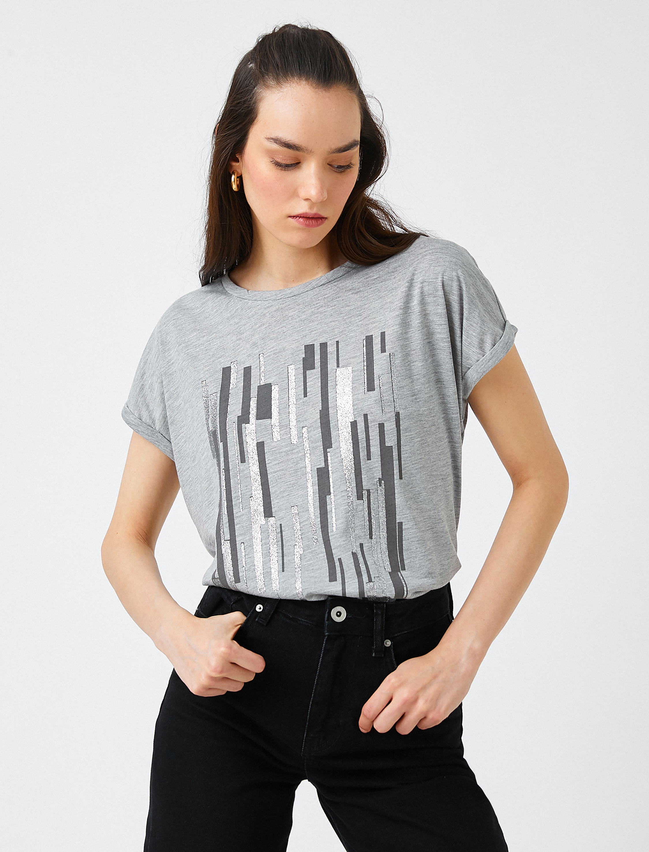   Bisiklet Yaka Kısa Kollu Baskılı Tişört