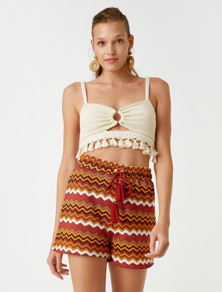  Beli Bağlamalı Şort Püskül Detaylı