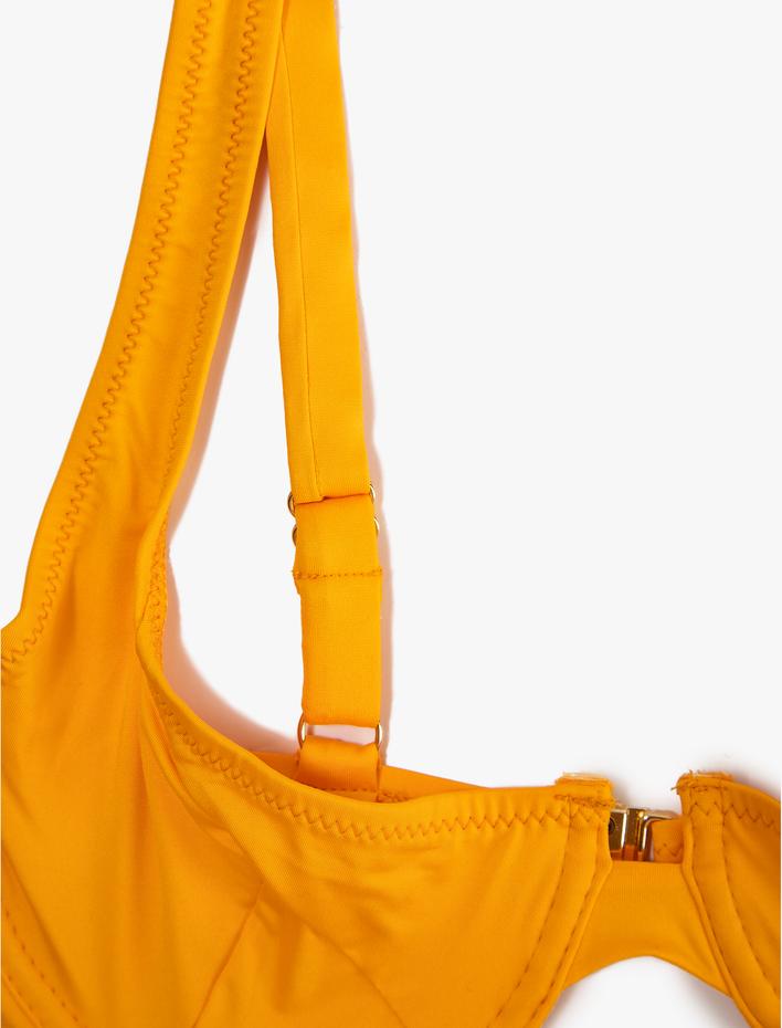  Şahika Ercümen X Koton - Balenli Destekli Bikini Üstü