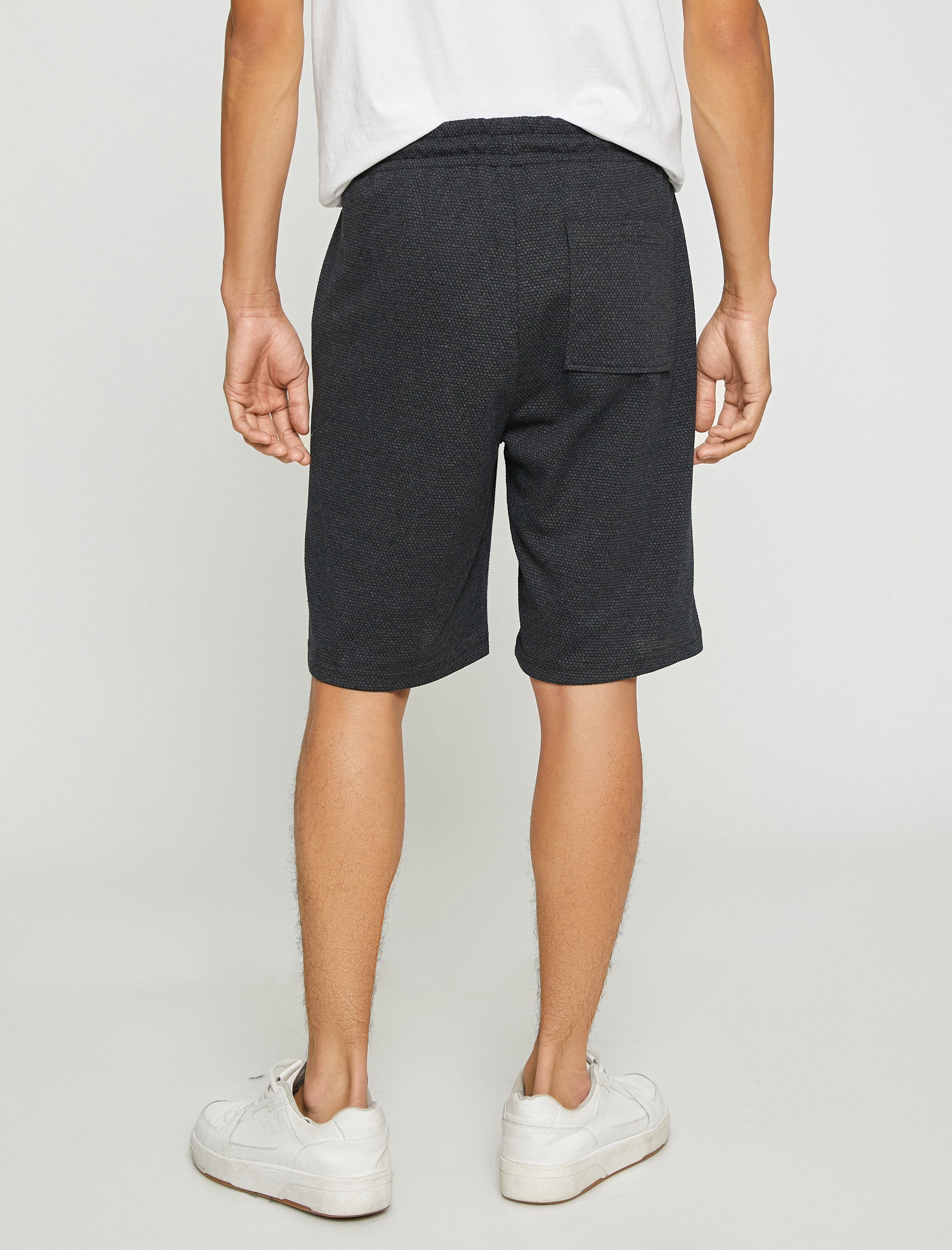   Basic Şort Beli Bağcıklı Slim Fit Cep Detaylı