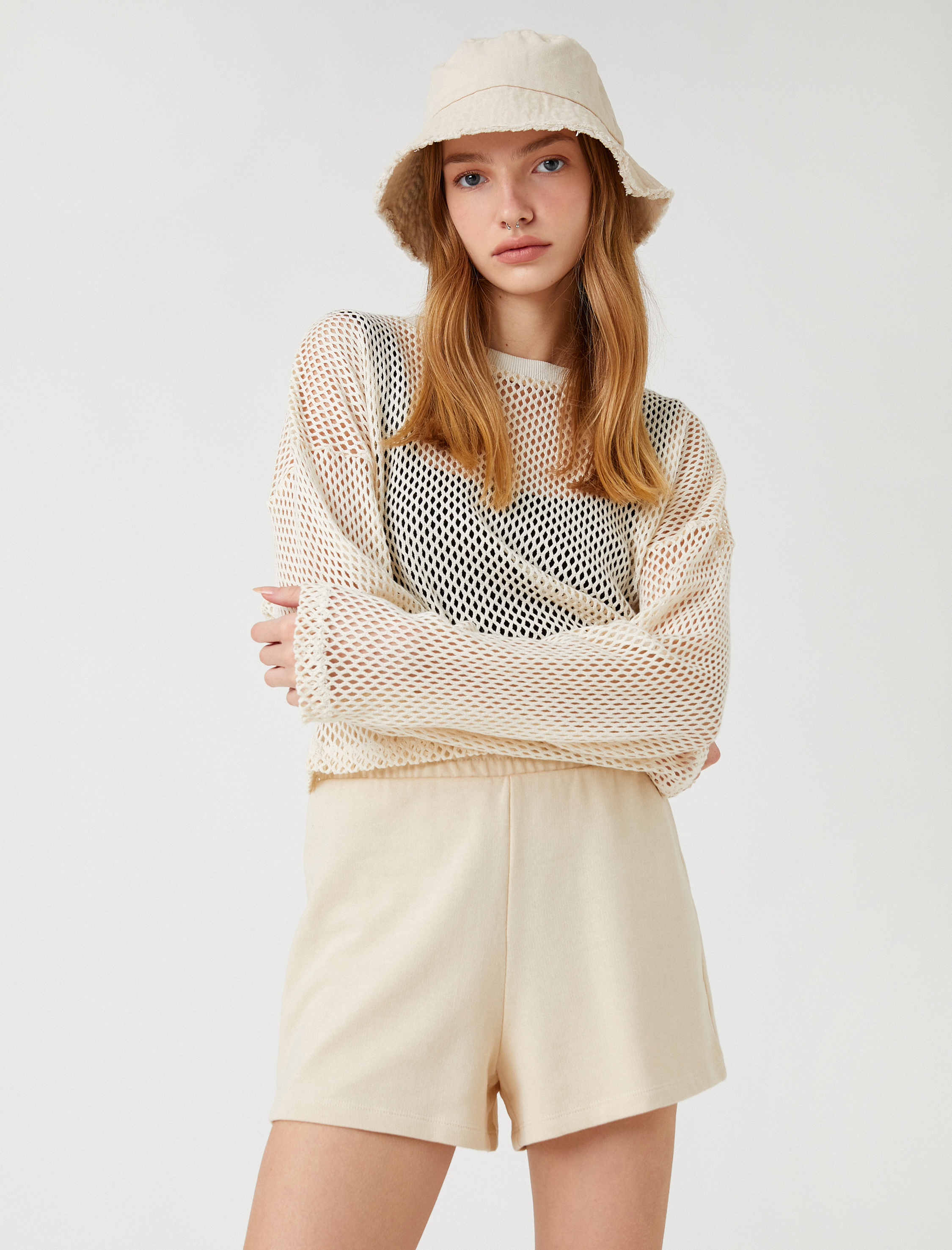   Rahat Kesim Şort Beli Kalın Lastikli