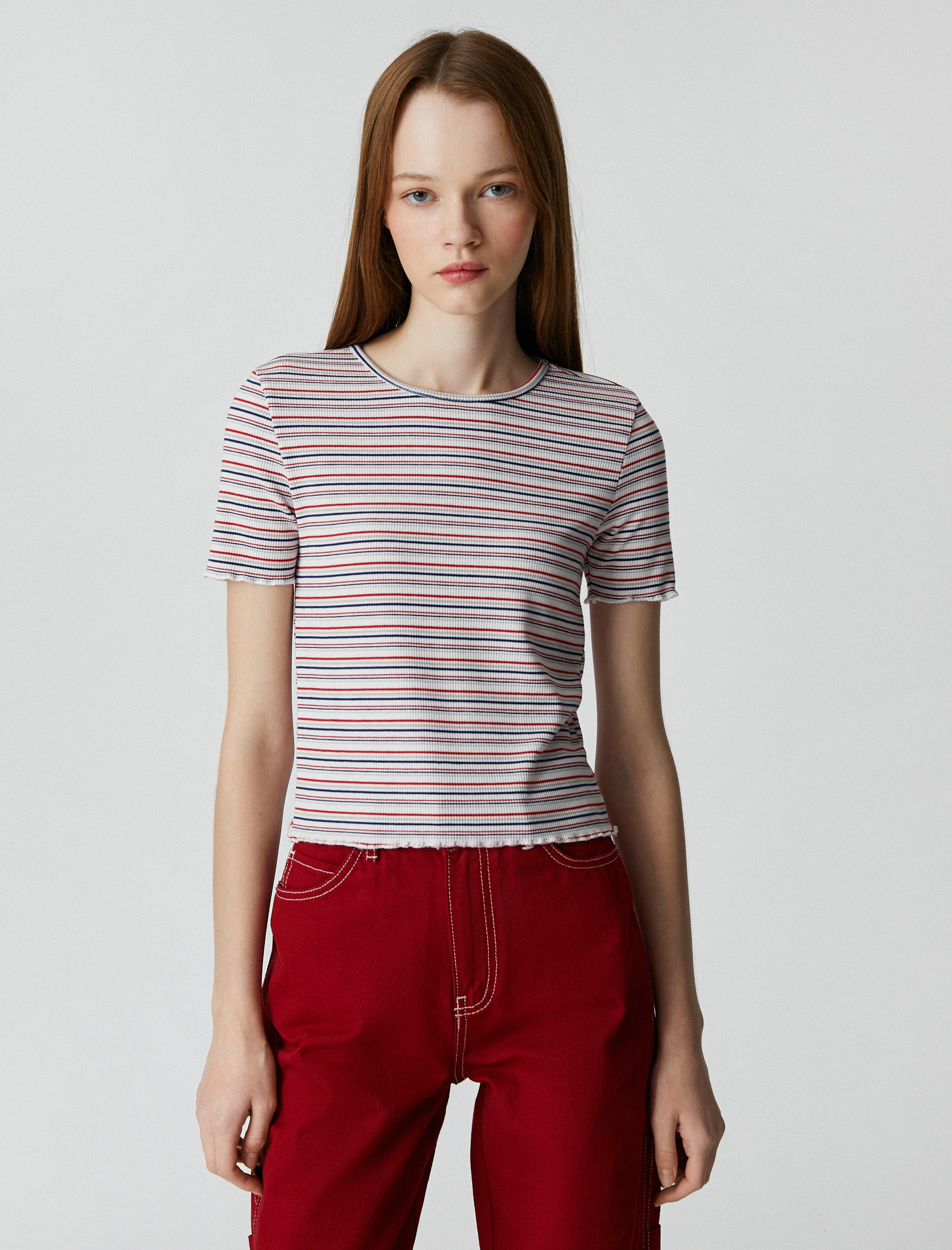   Crop Tişört Bisiklet Yaka Kısa Kollu