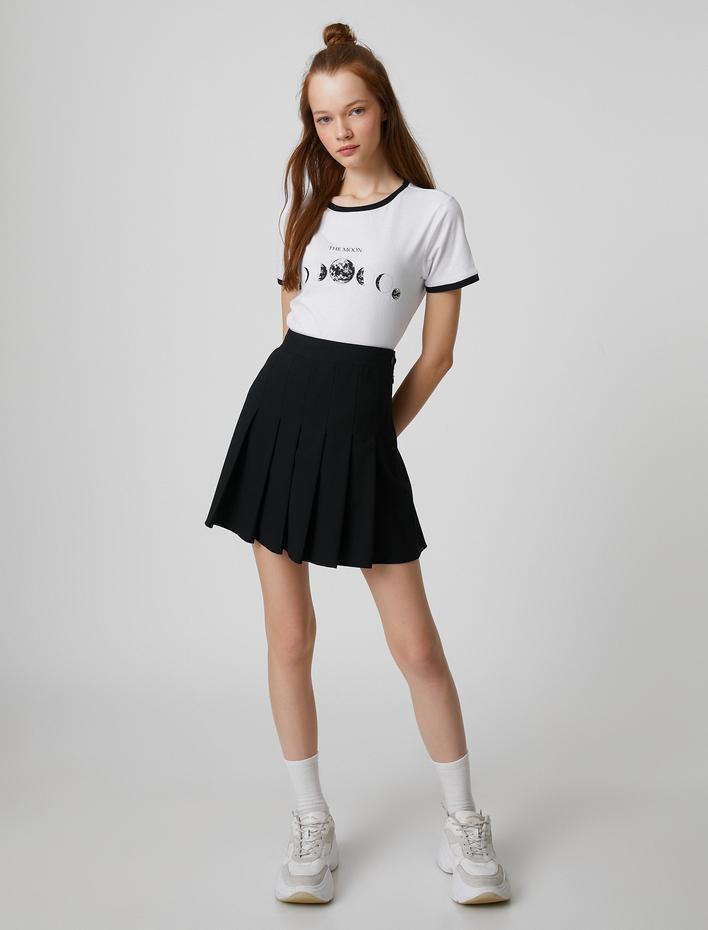  Baskılı Tişört Kısa Kollu Bisiklet Yaka Biye Detaylı