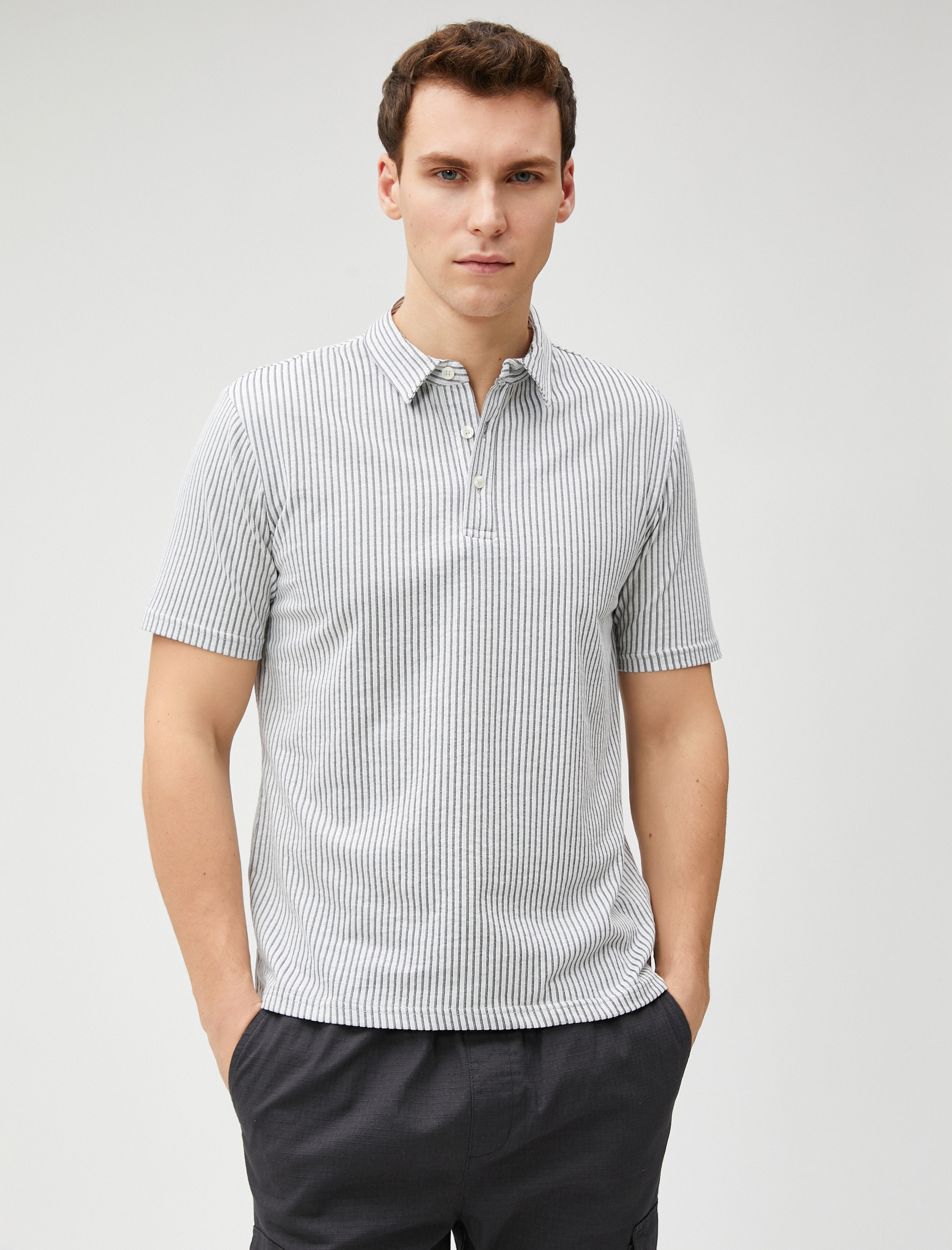   Polo Yaka Tişört Kısa Kollu Pamuklu Düğmeli