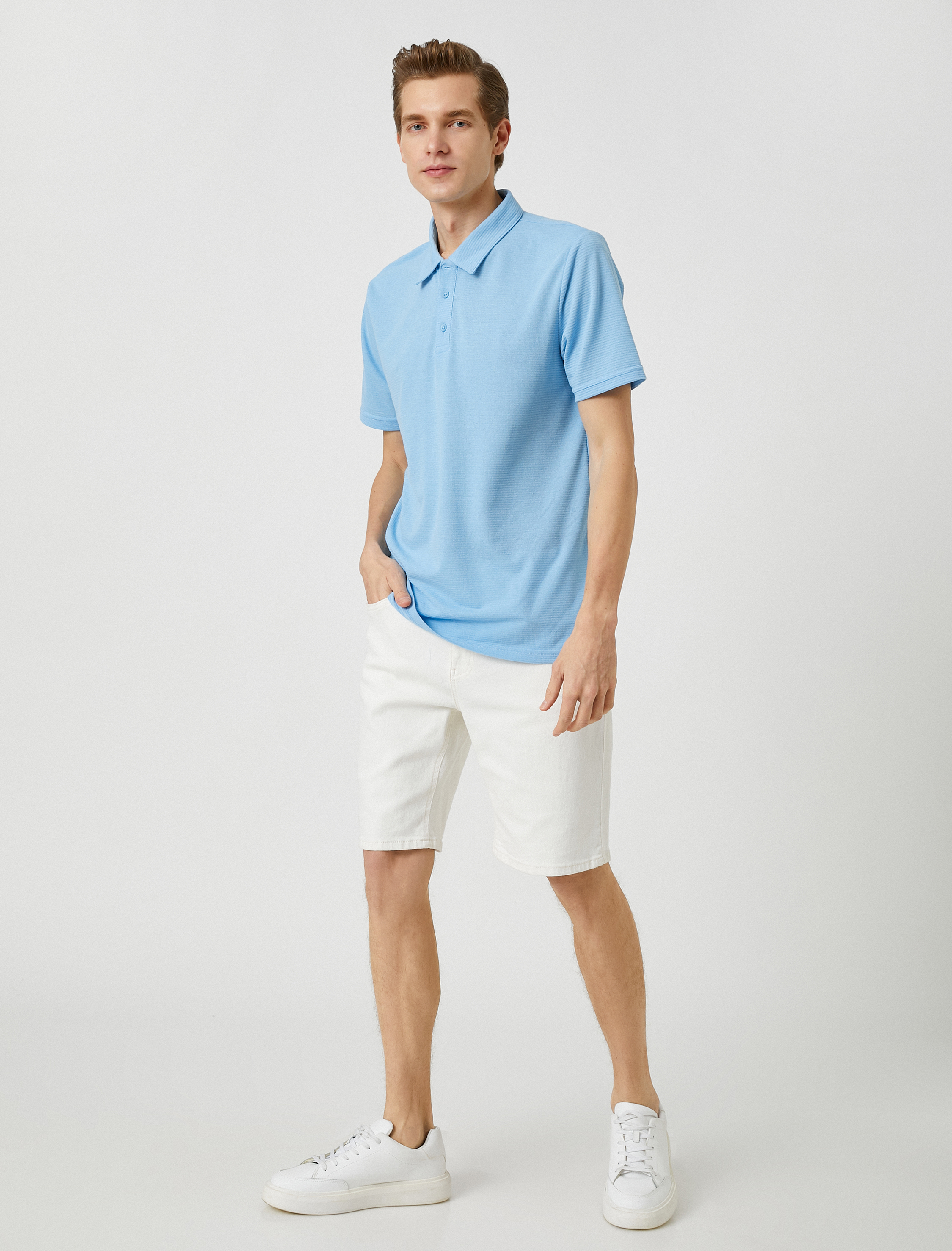   Basic Tişört Polo Yaka Düğmeli Kısa Kollu