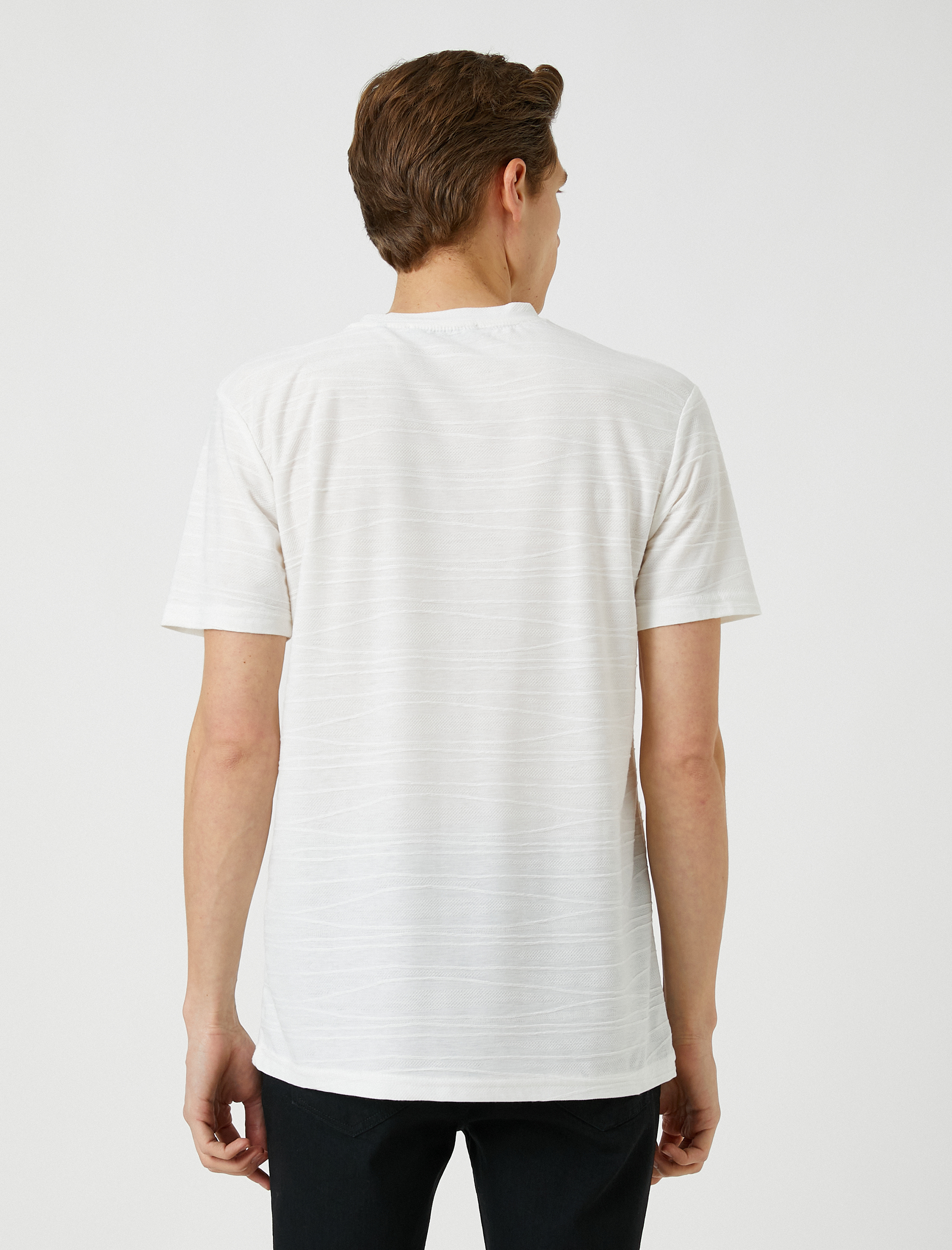   Şerit Baskılı Tişört Dar Kesim Bisiklet Yaka Kısa Kollu