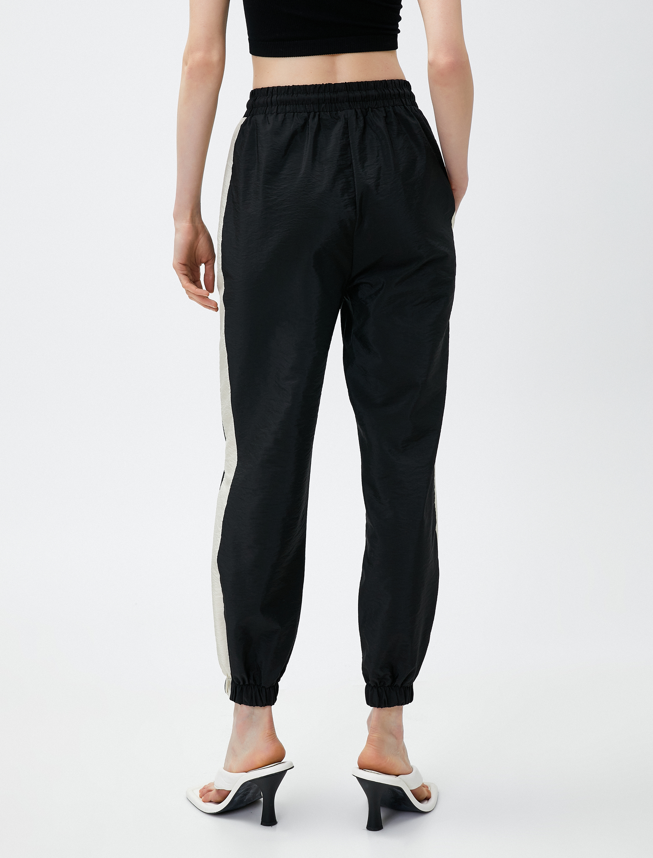   Jogger Paraşüt Pantolon Yanı Çizgili