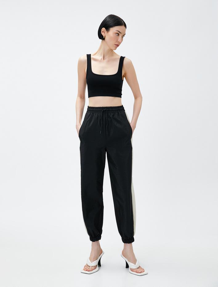  Jogger Paraşüt Pantolon Yanı Çizgili