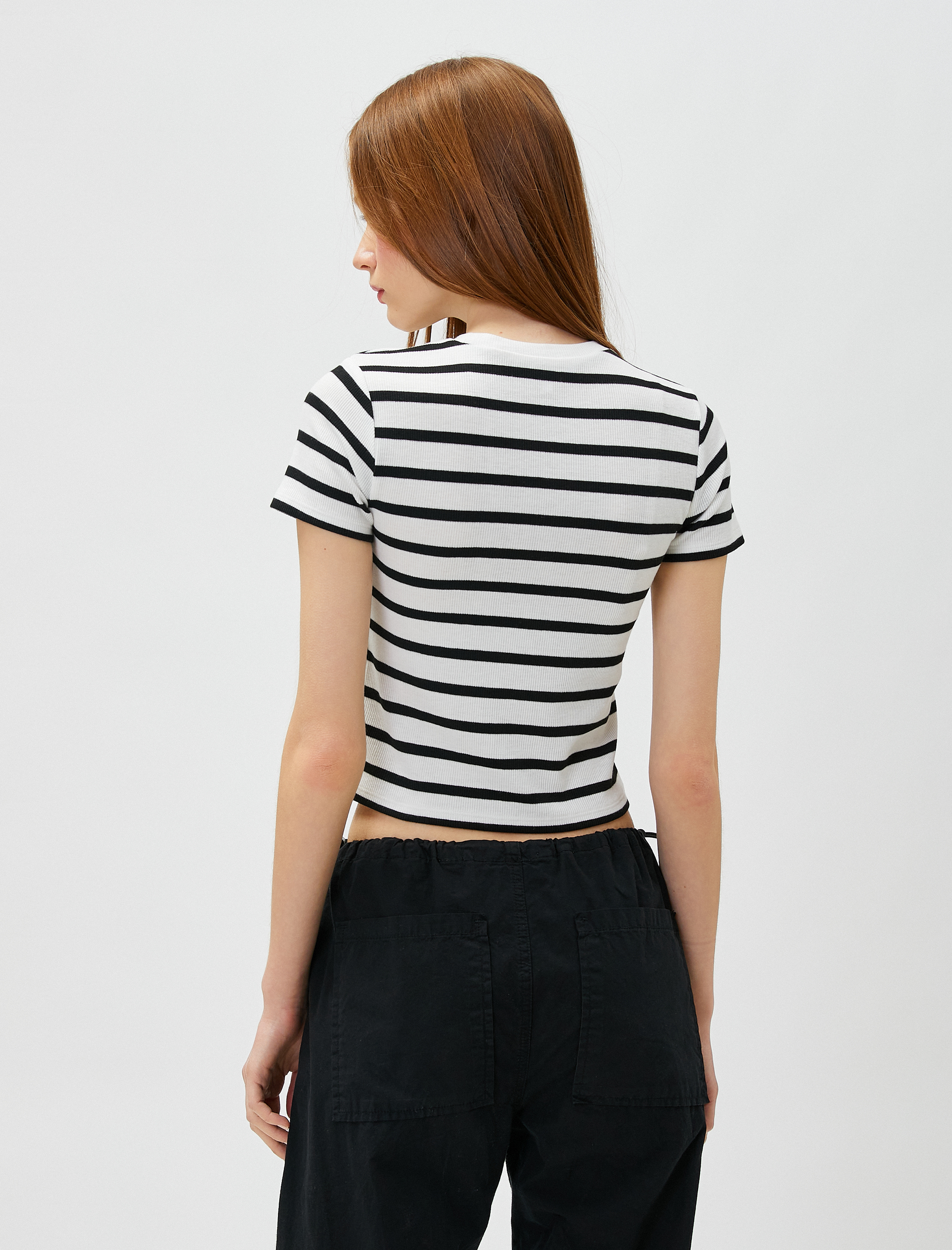   Crop Tişört Bisiklet Yaka Kısa Kollu Viskon Karışımlı