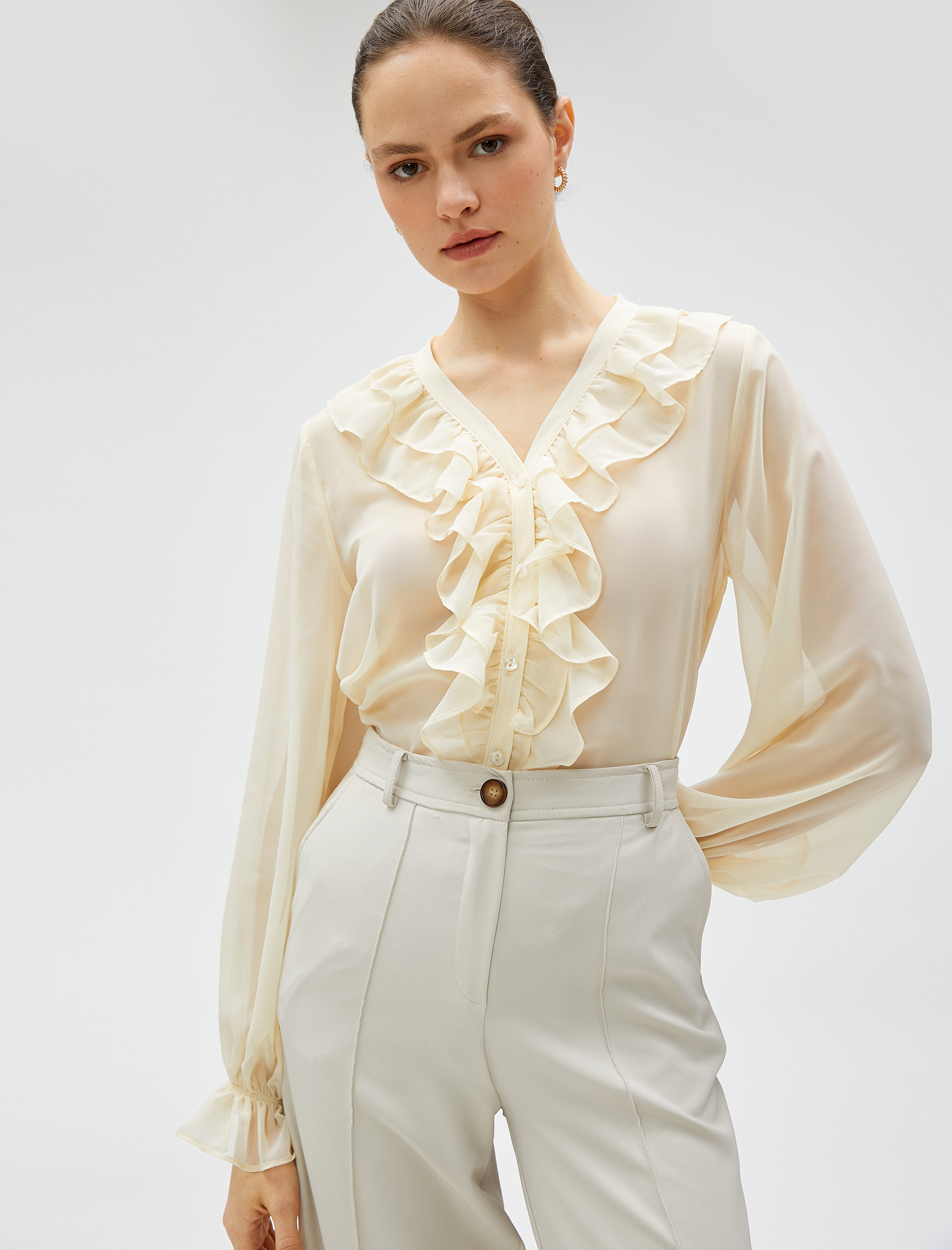   Şifon Gömlek Fırfırlı Uzun Kollu