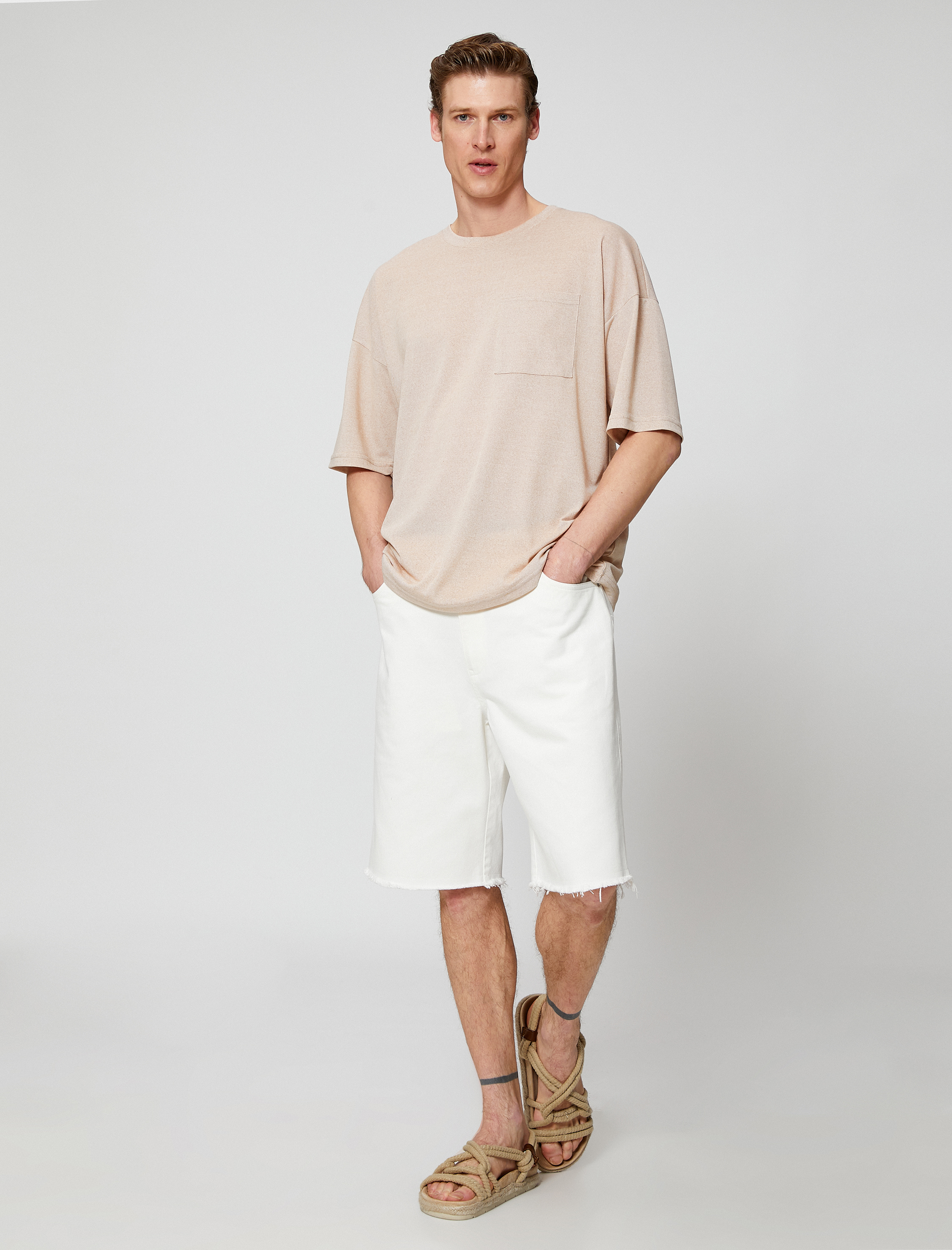   Basic Oversize Tişört Cep Detaylı Bisiklet Yaka Yarım Kollu