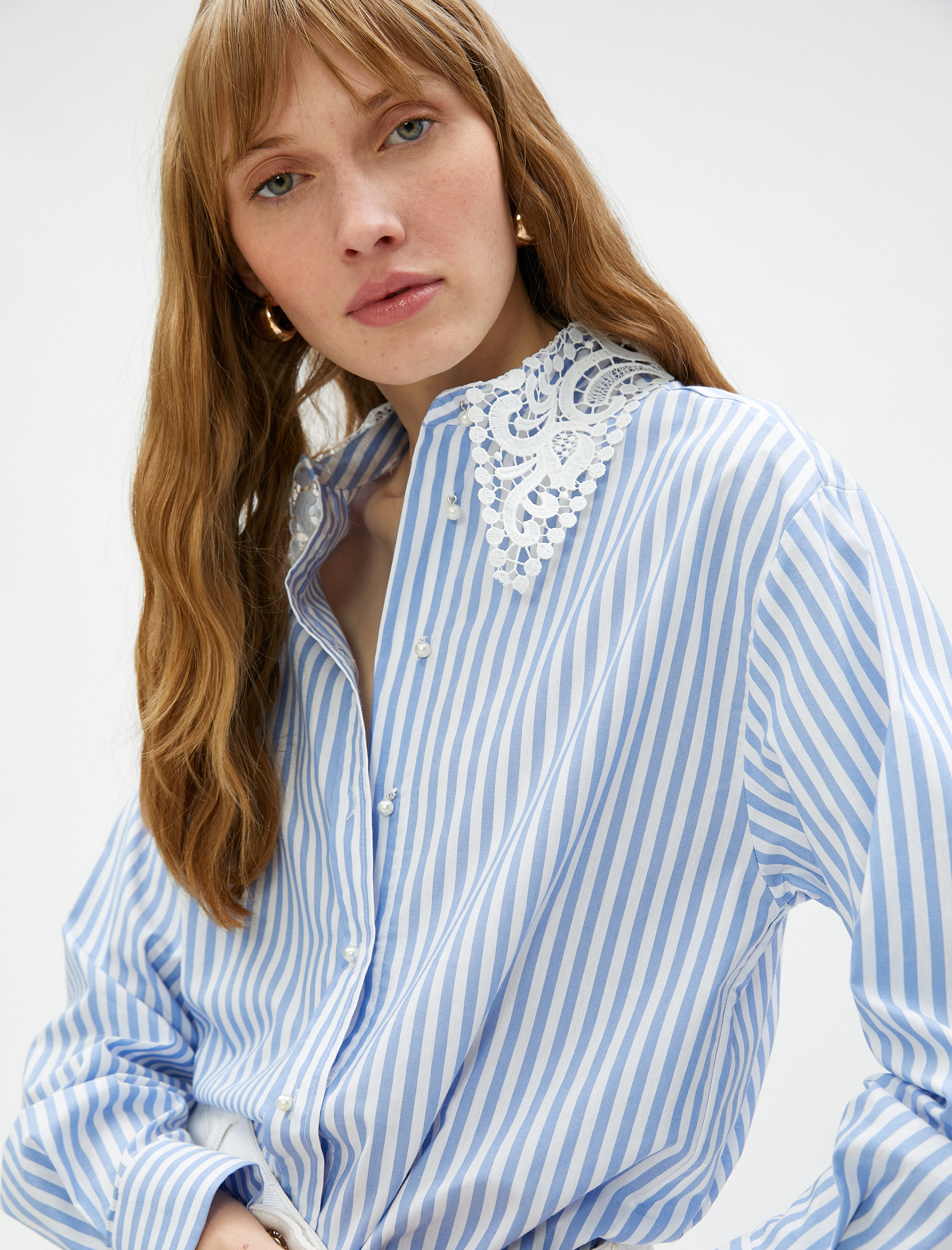   Dantel Yaka Gömlek Uzun Kollu