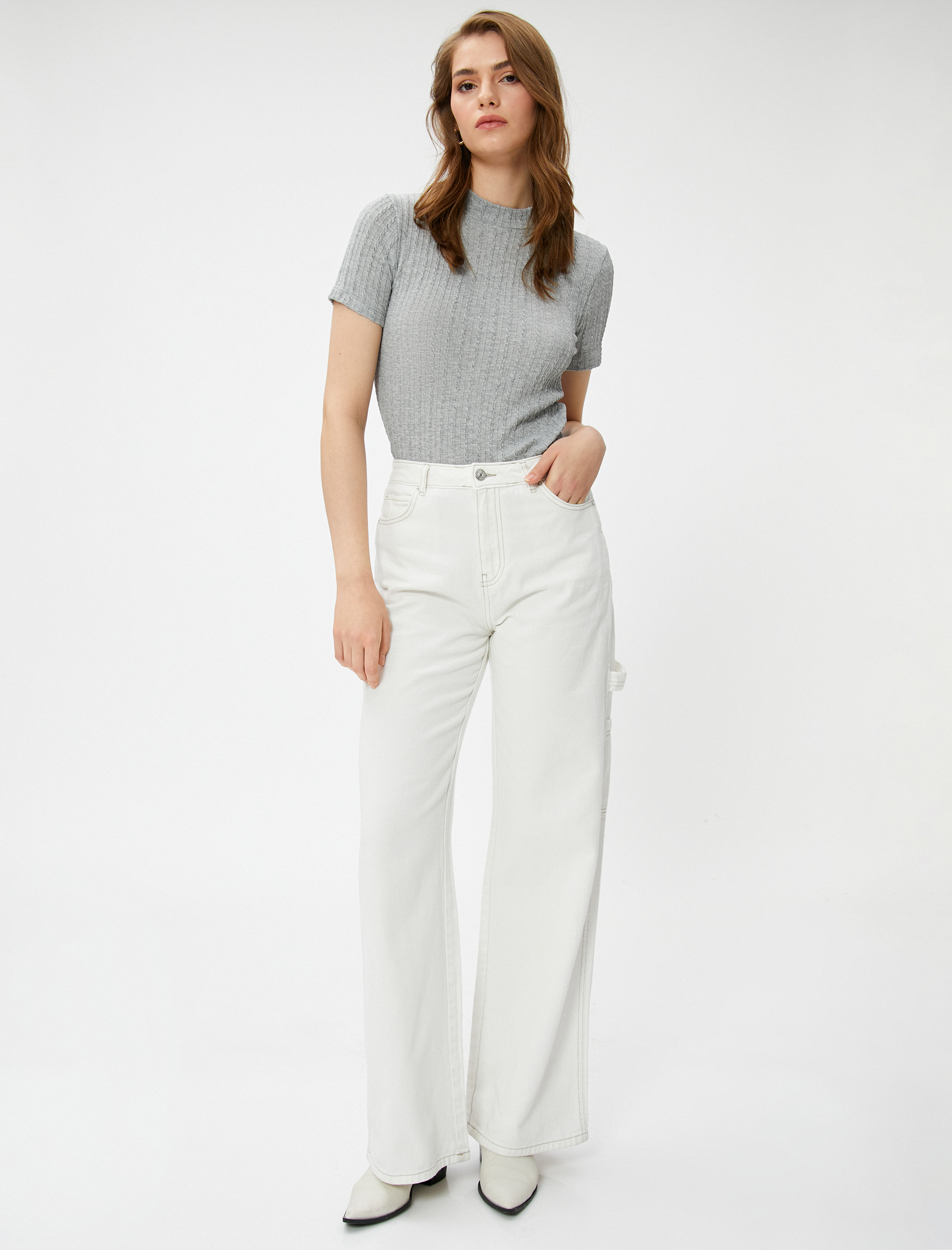   Kısa Kollu Tişört Örgü Motifli Dik Yaka