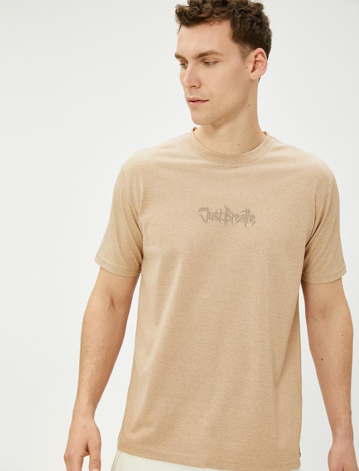  Grafiti Slogan Baskılı Tişört Bisiklet Yaka Kısa Kollu