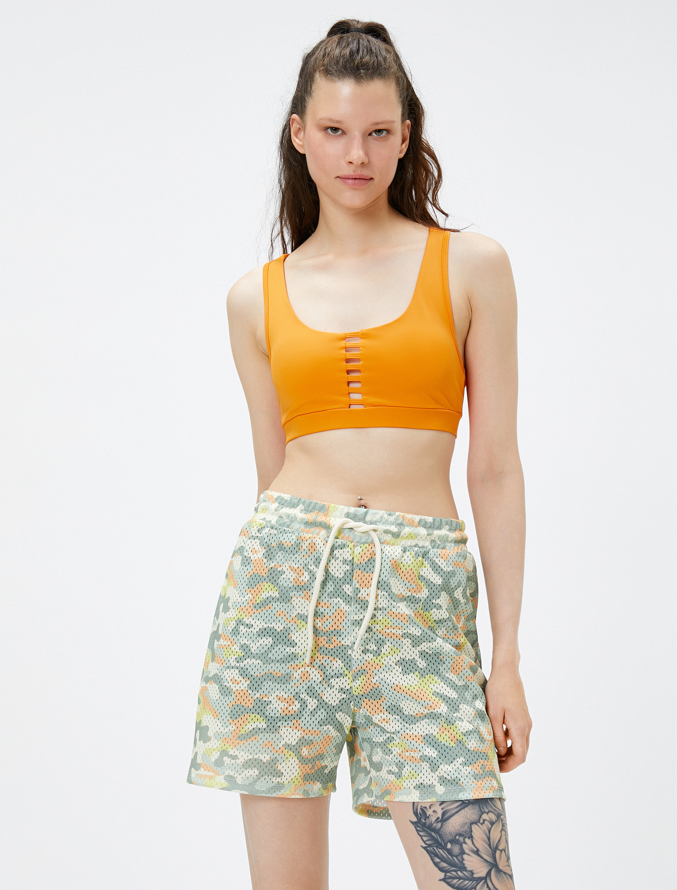   Beli Bağlamalı Kamuflaj Desen Spor Şort