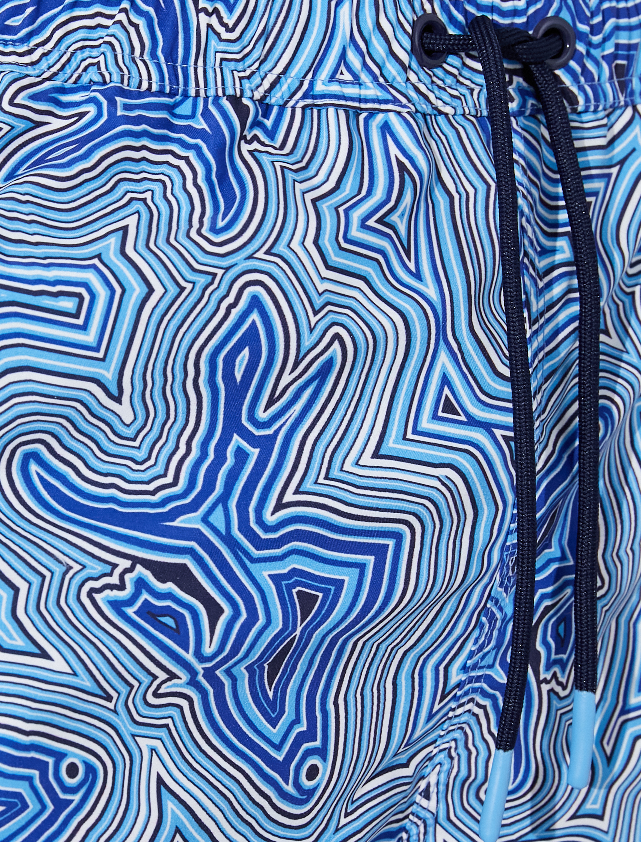 Deniz Şortu Soyut Baskılı Çok Renkli Beli Bağcıklı Cepli