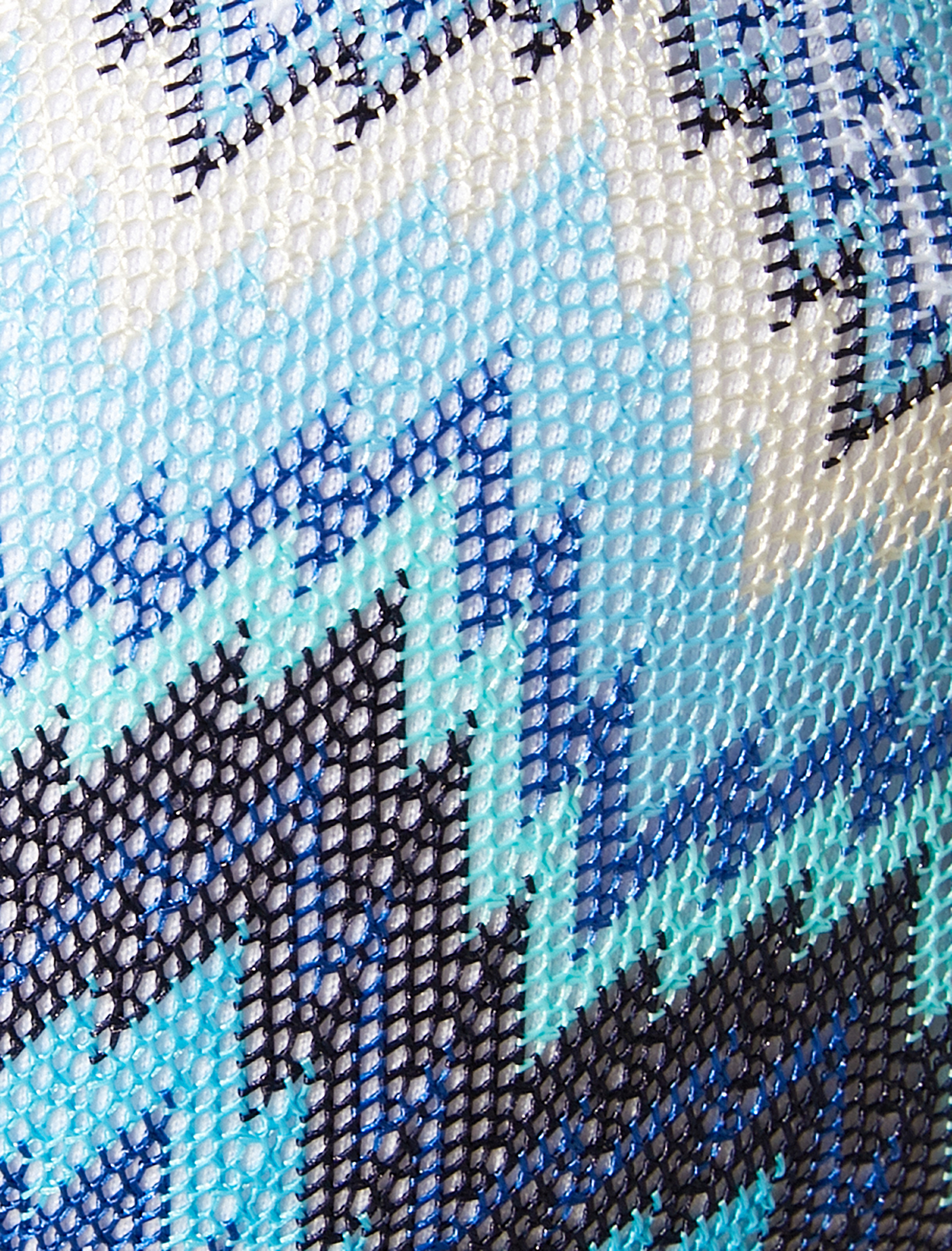   Üçgen Bikini Üstü Kaplı Boyundan Bağlamalı