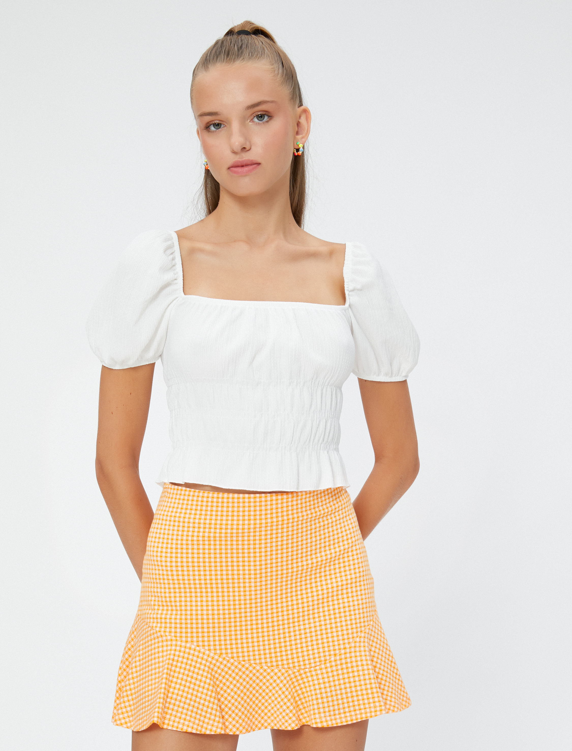   Balon Kollu Tişört Kare Yaka Fırfırlı Dokulu Bürümcük