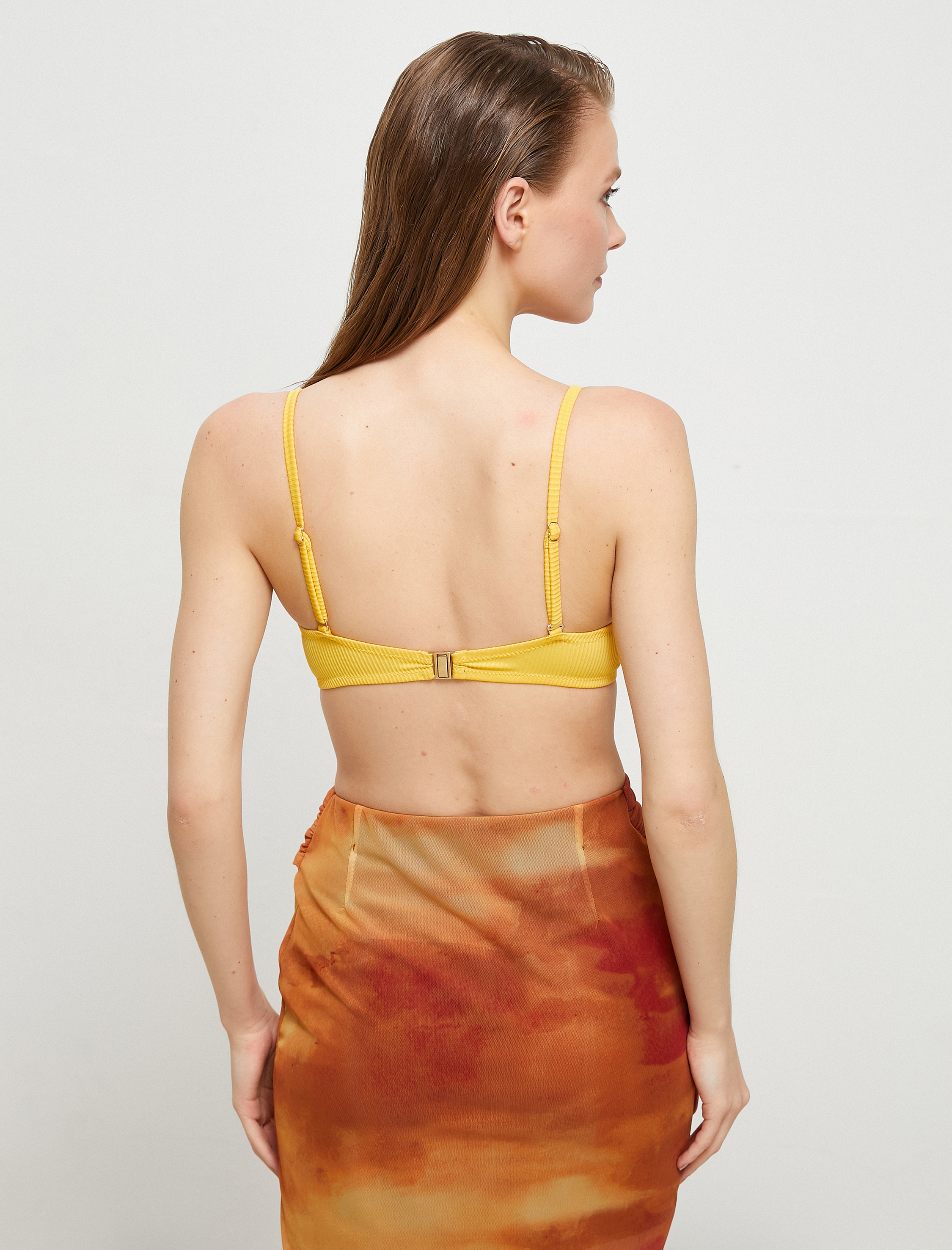   Koton X Şahika Ercümen - Balenli Dokulu Bikini Üstü