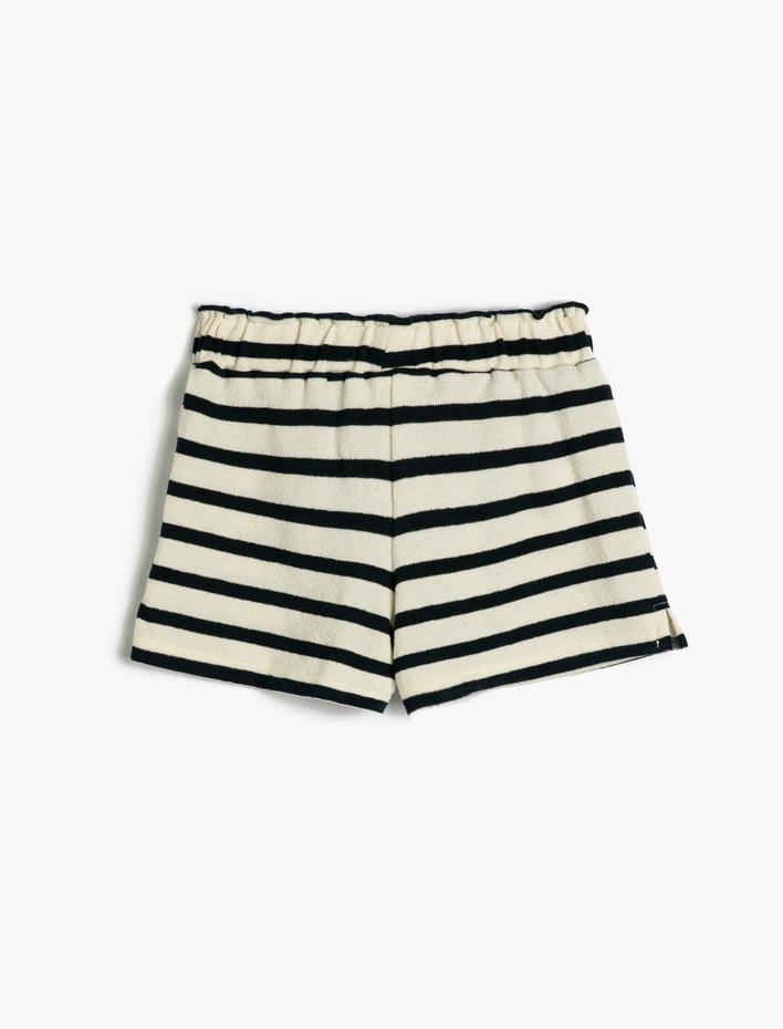 Kız Çocuk Şort Havlu Kumaş Beli Lastikli Rahat Kesim