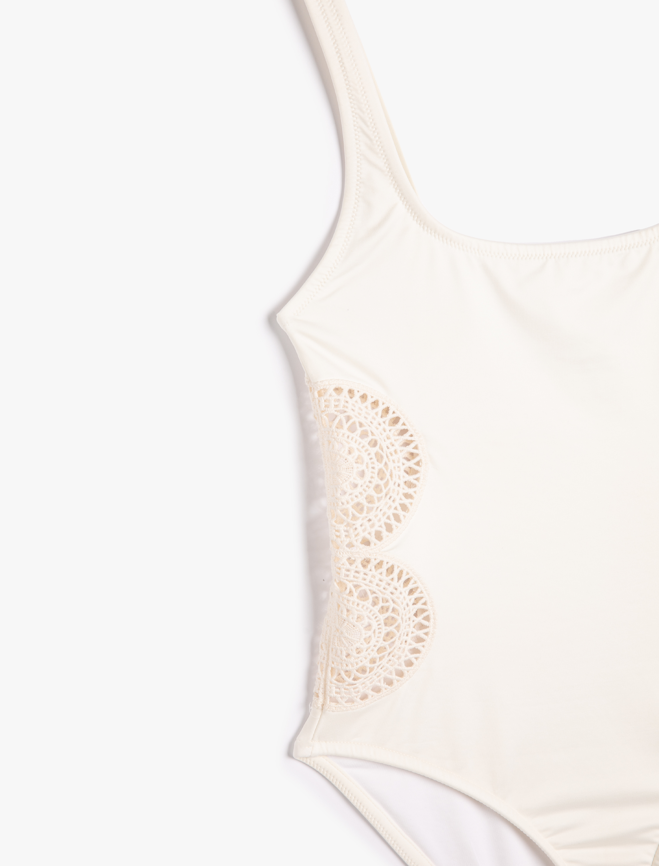   Koton X Şahika Ercümen - Kroşe Detaylı Mayo