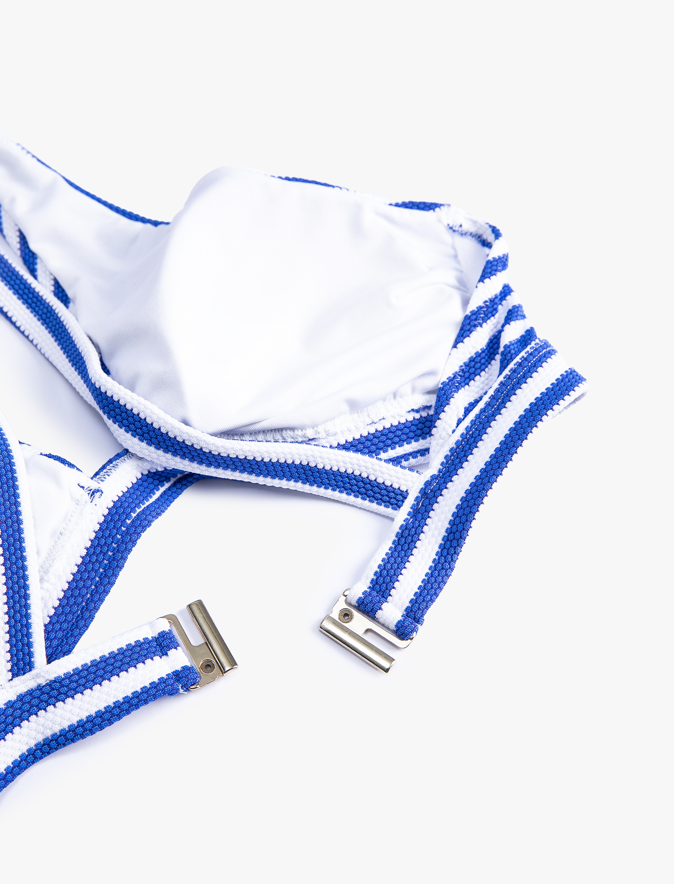 Bikini Üstü Pencere Detaylı Dokulu