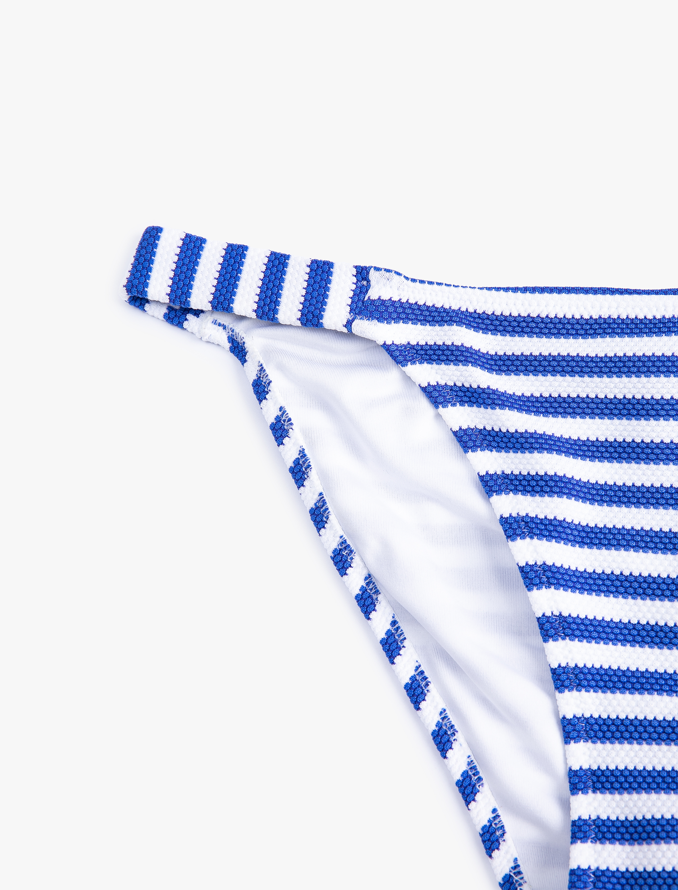   Bikini Altı Normal Bel Dokulu