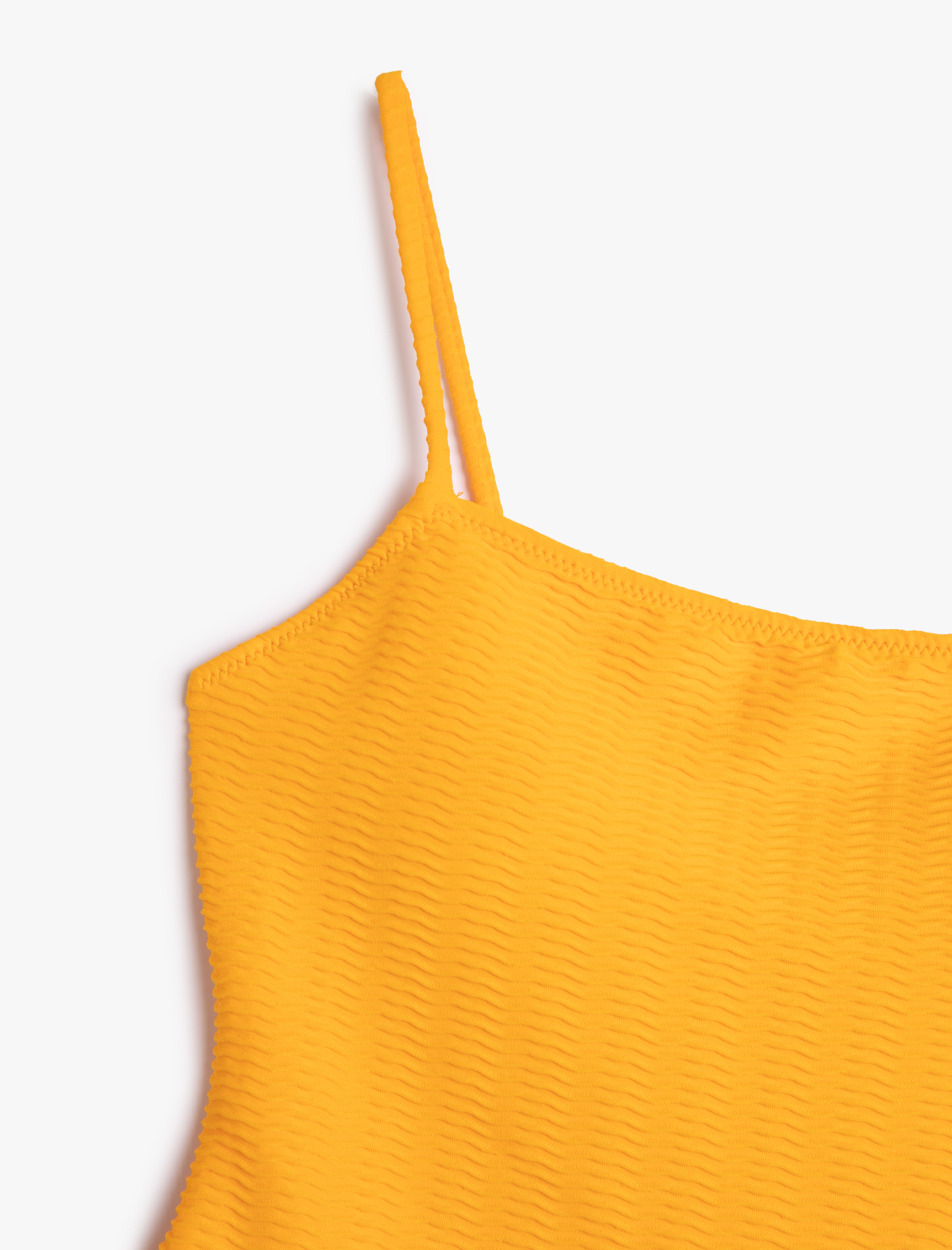   Basic Mayo Dokulu Askılı Kare Yaka