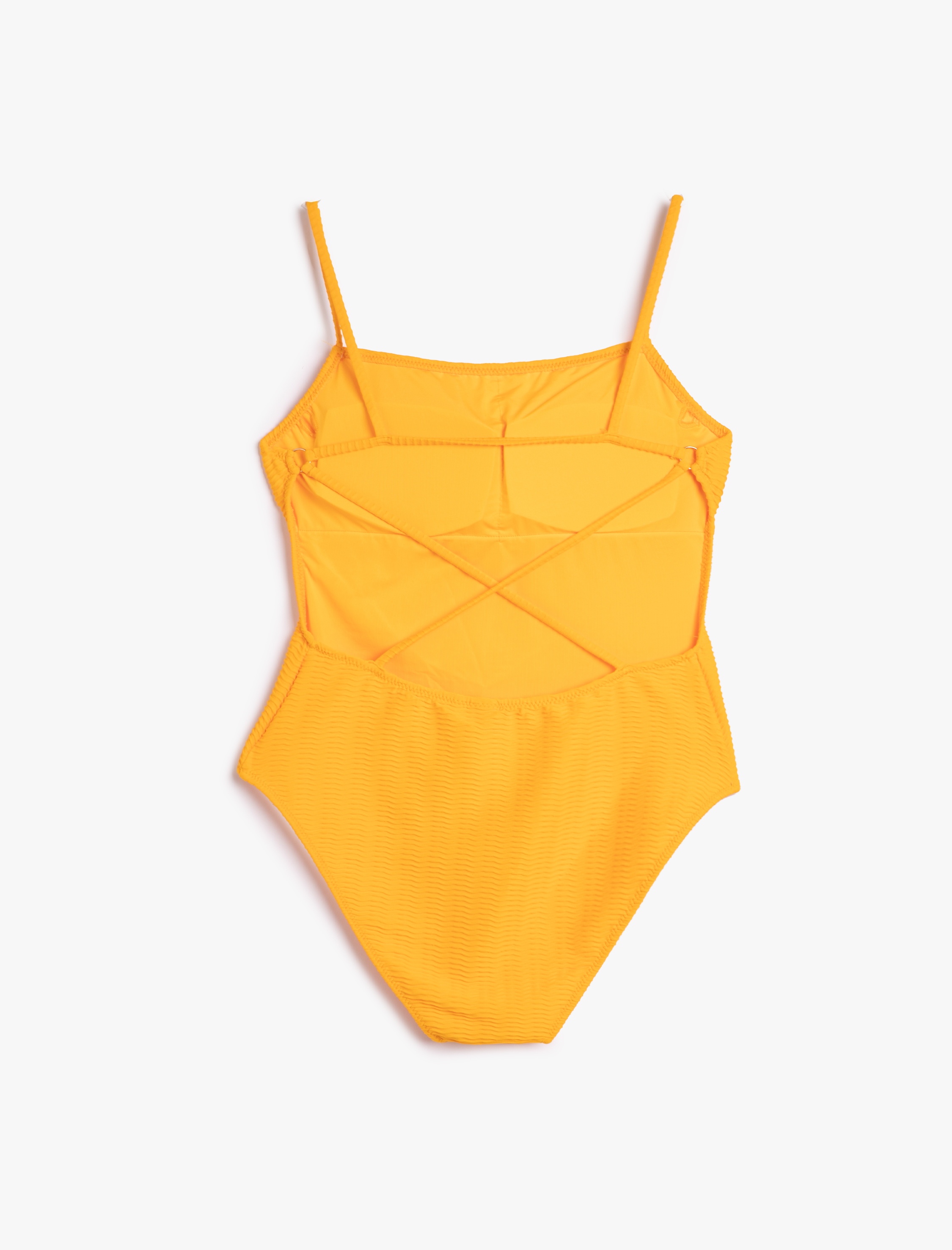   Basic Mayo Dokulu Askılı Kare Yaka