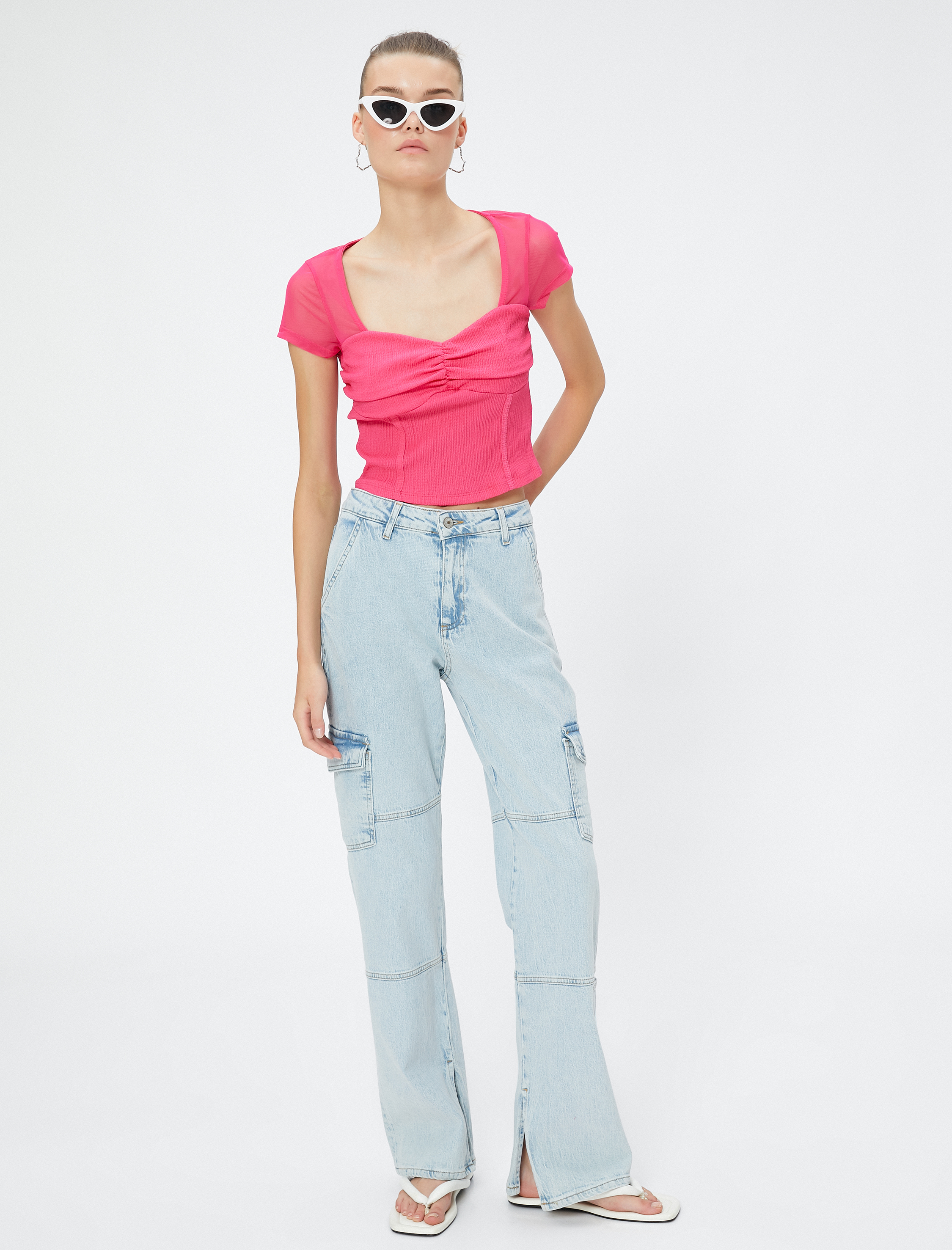   Crop Tişört Transparan Detaylı Kalp Yaka Bürümcük