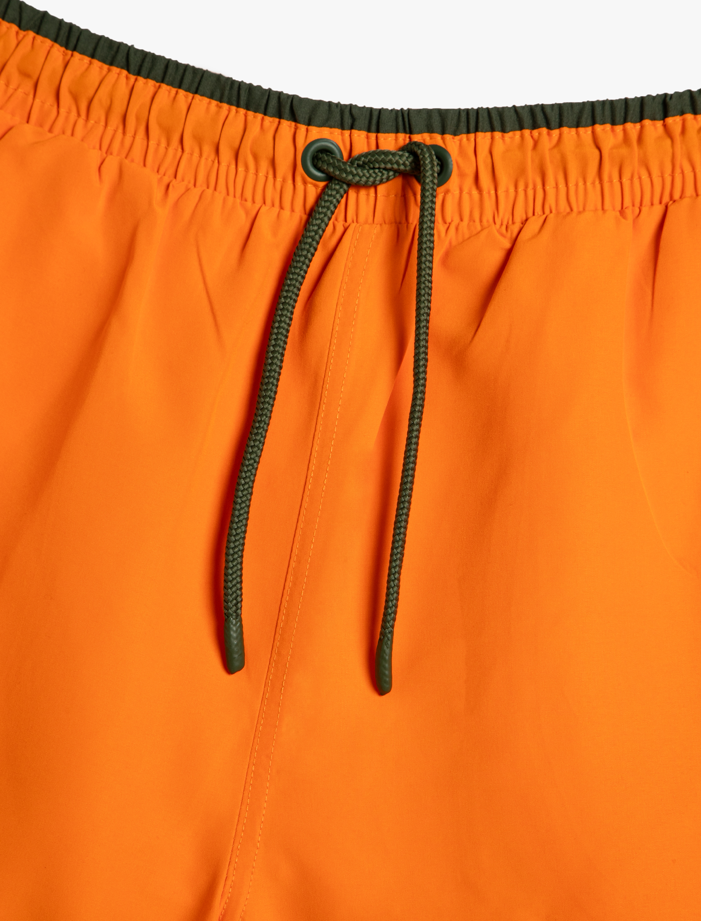 Deniz Şortu Kısa Beli Bağcıklı Cepli