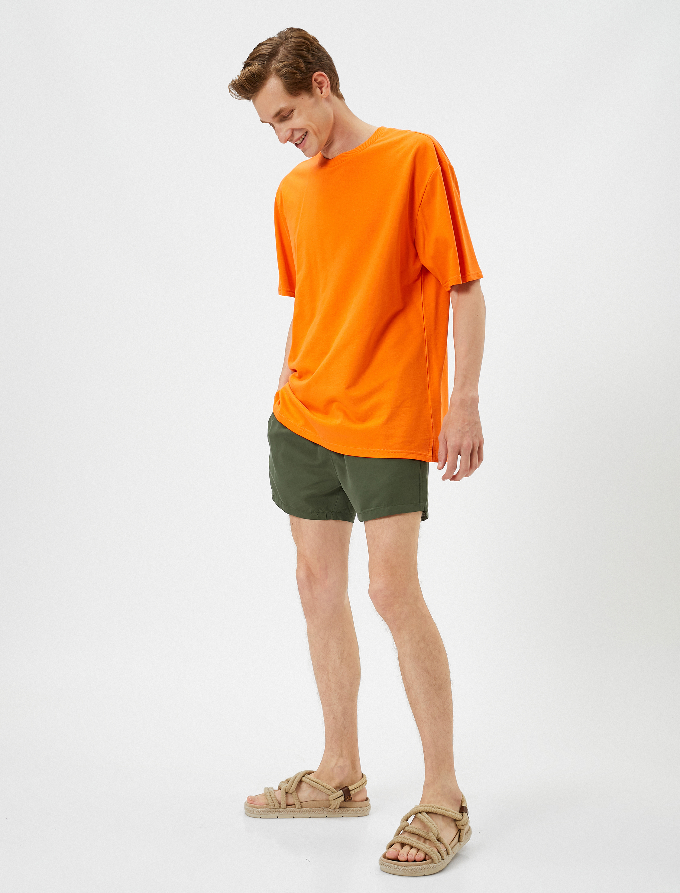   Deniz Şortu Kısa Beli Bağcıklı Cepli