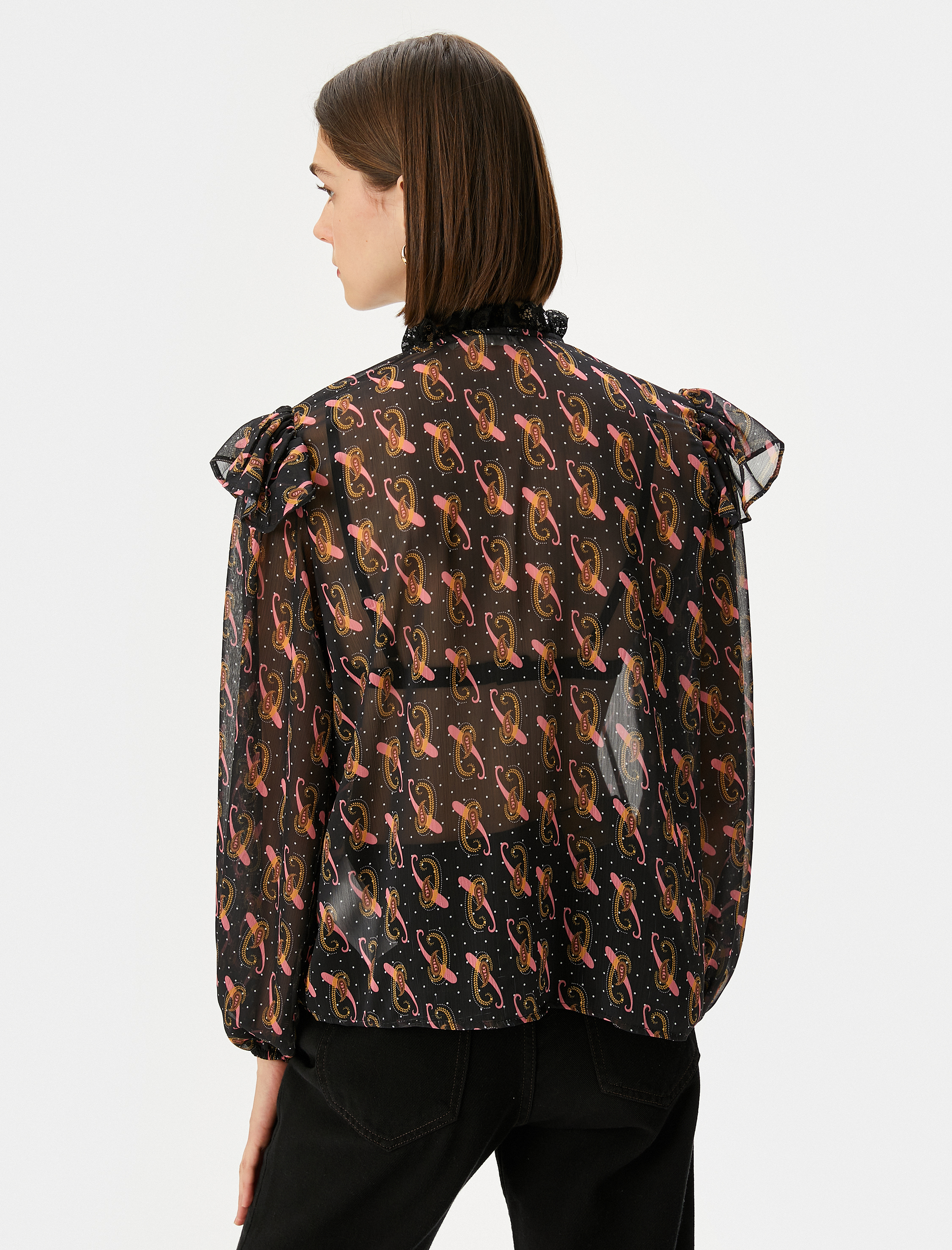 Şifon Bluz Balon Kollu Fırfırlı Gipeli Püsküllü