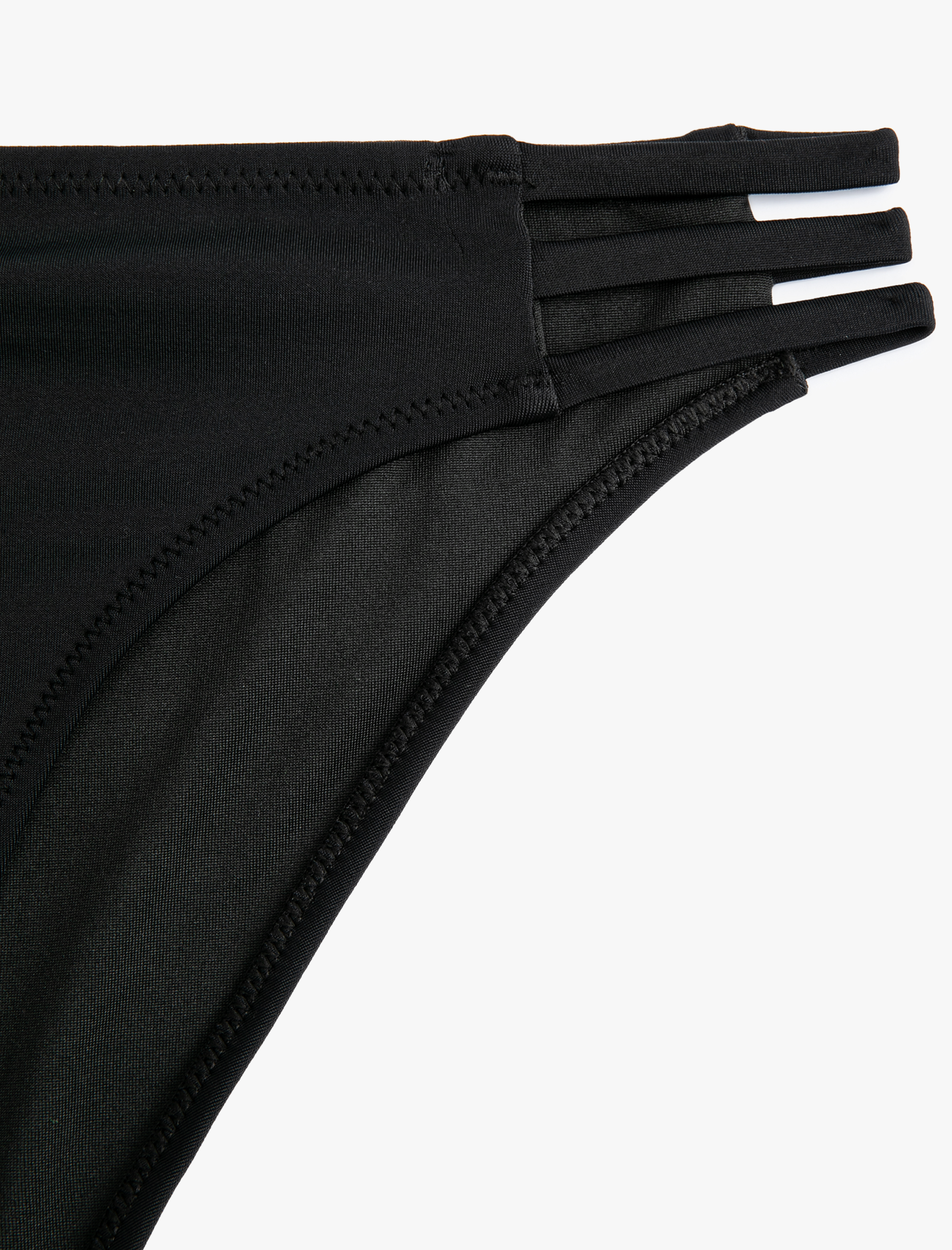   Bikini Altı İpli Pencere Detaylı Normal Bel