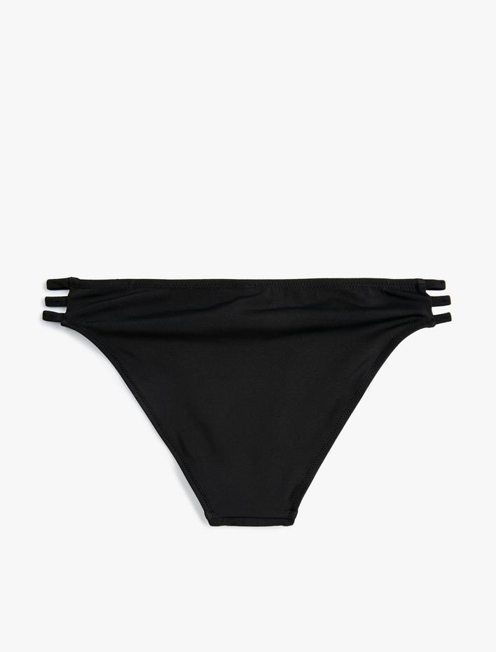  Bikini Altı İpli Pencere Detaylı Normal Bel