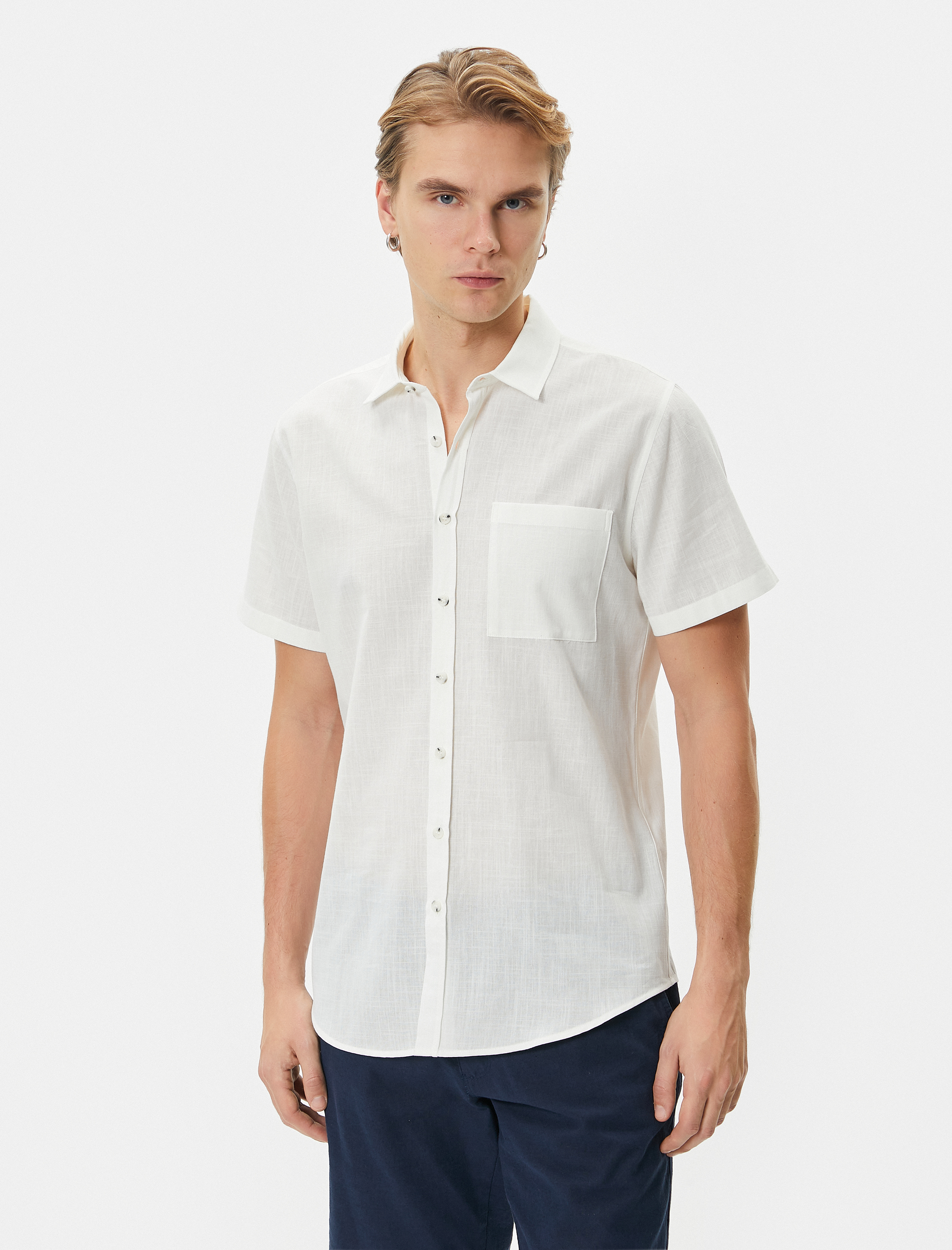 Kısa Kollu Gömlek Slim Fit Klasik Yaka Düğmeli Cep Detaylı