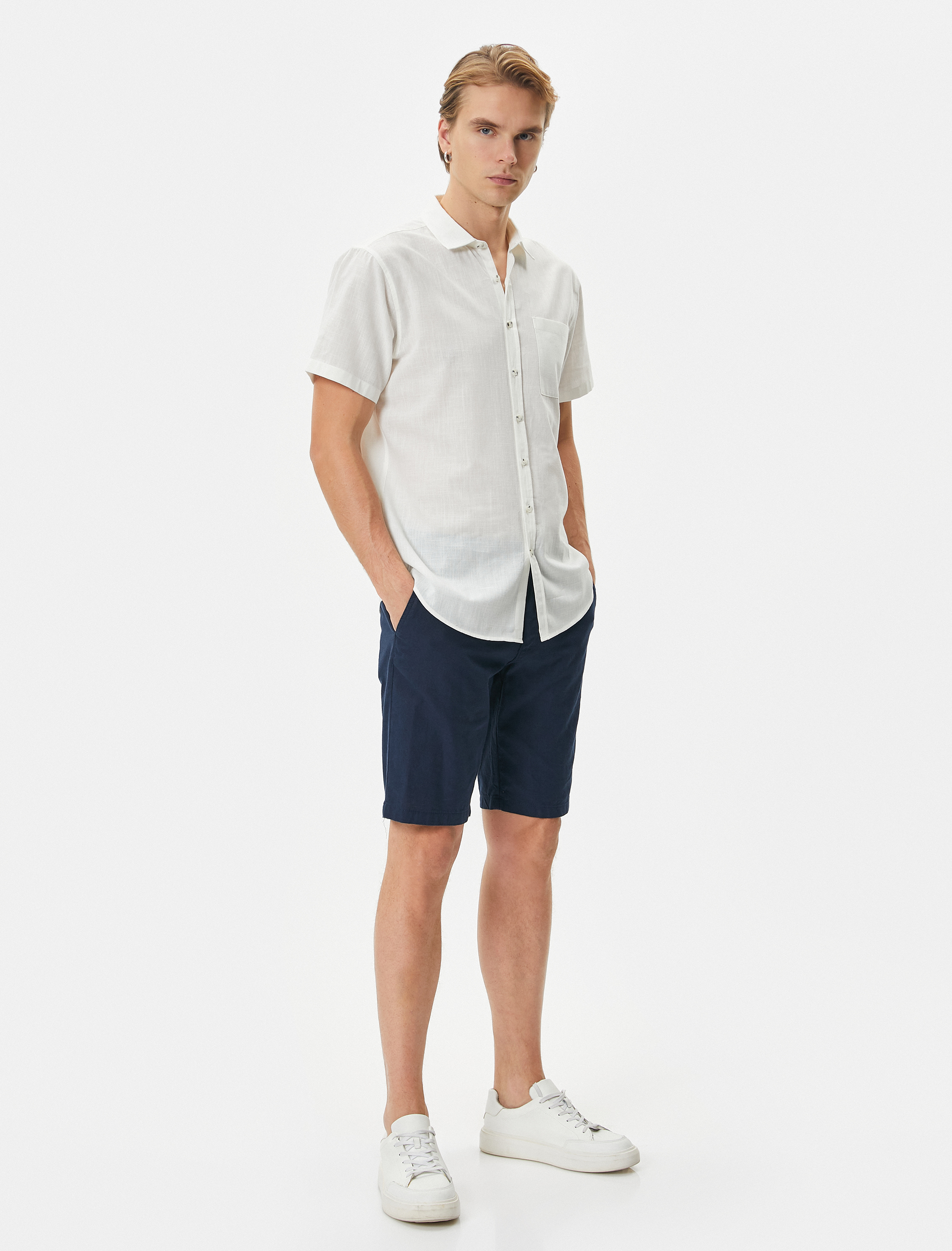 Kısa Kollu Gömlek Slim Fit Klasik Yaka Düğmeli Cep Detaylı