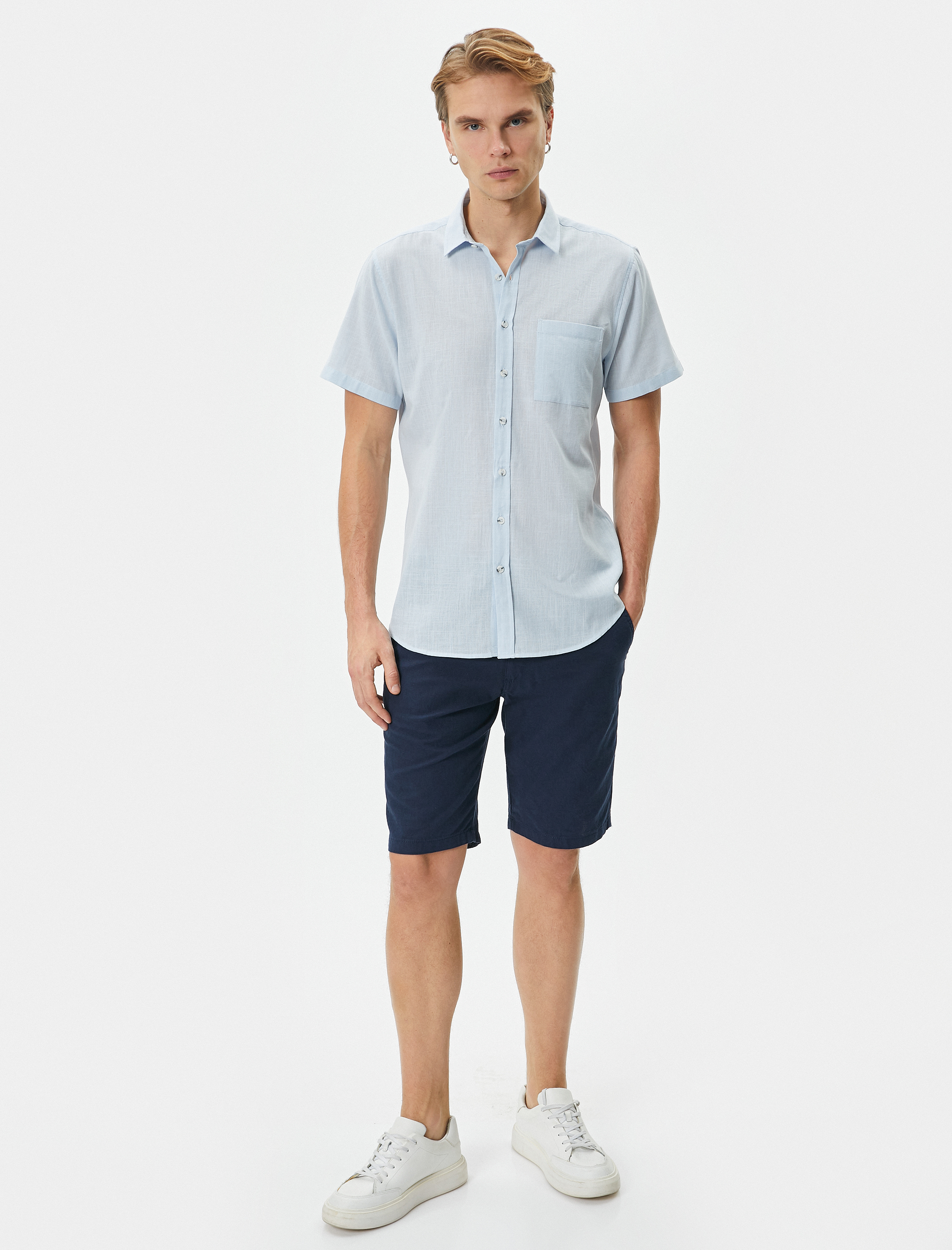 Kısa Kollu Gömlek Slim Fit Klasik Yaka Düğmeli Cep Detaylı